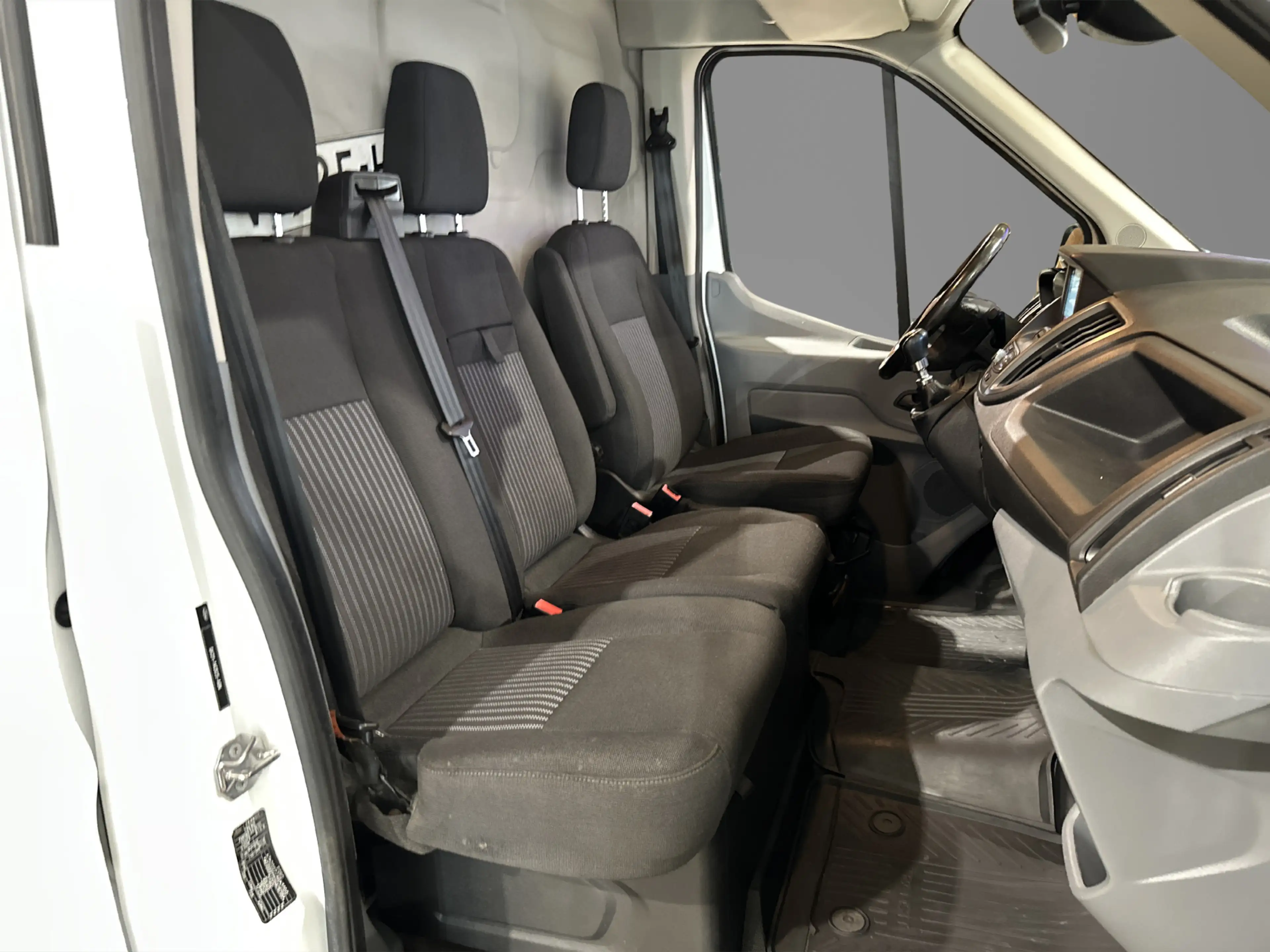 Ford Transit 310 2.0 TDCI L2H2 Trend Euro 6 / Distributie vv 17 — photo 33