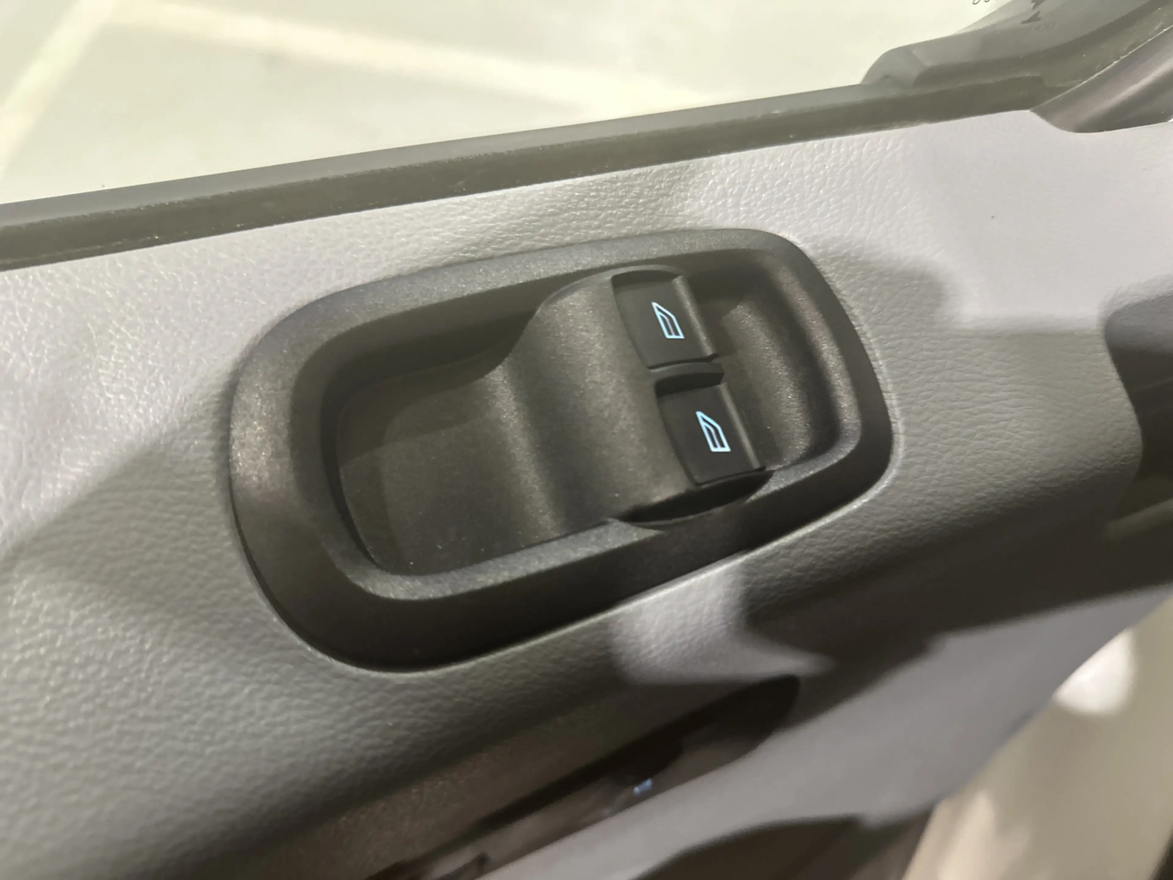 Ford Transit 310 2.0 TDCI L2H2 Trend Euro 6 / Distributie vv 17 — photo 26