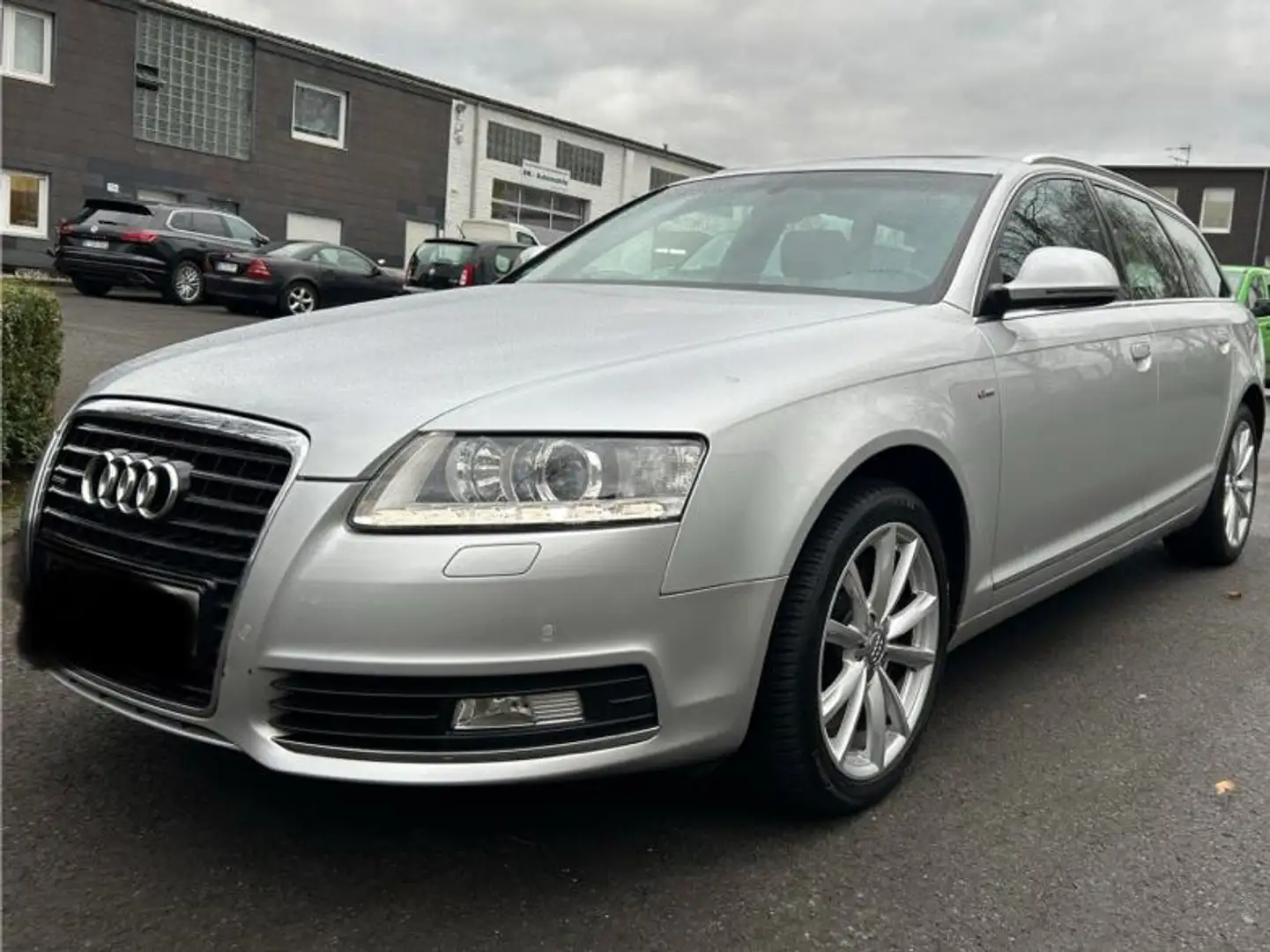 Audi A6 Avant 3.0 TDI DPF quattro tiptronic Silber - 1