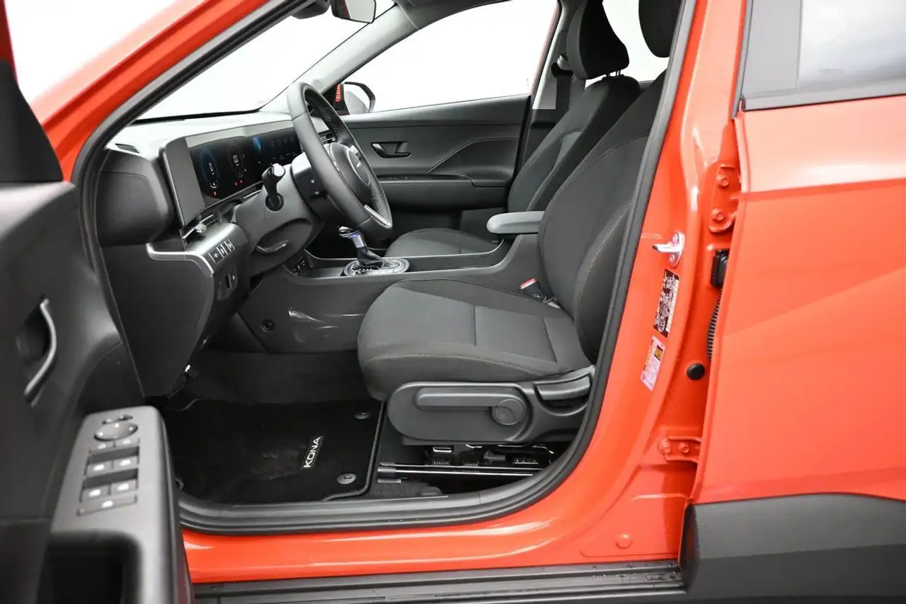 Hyundai KONA снимка Hyundai KONA