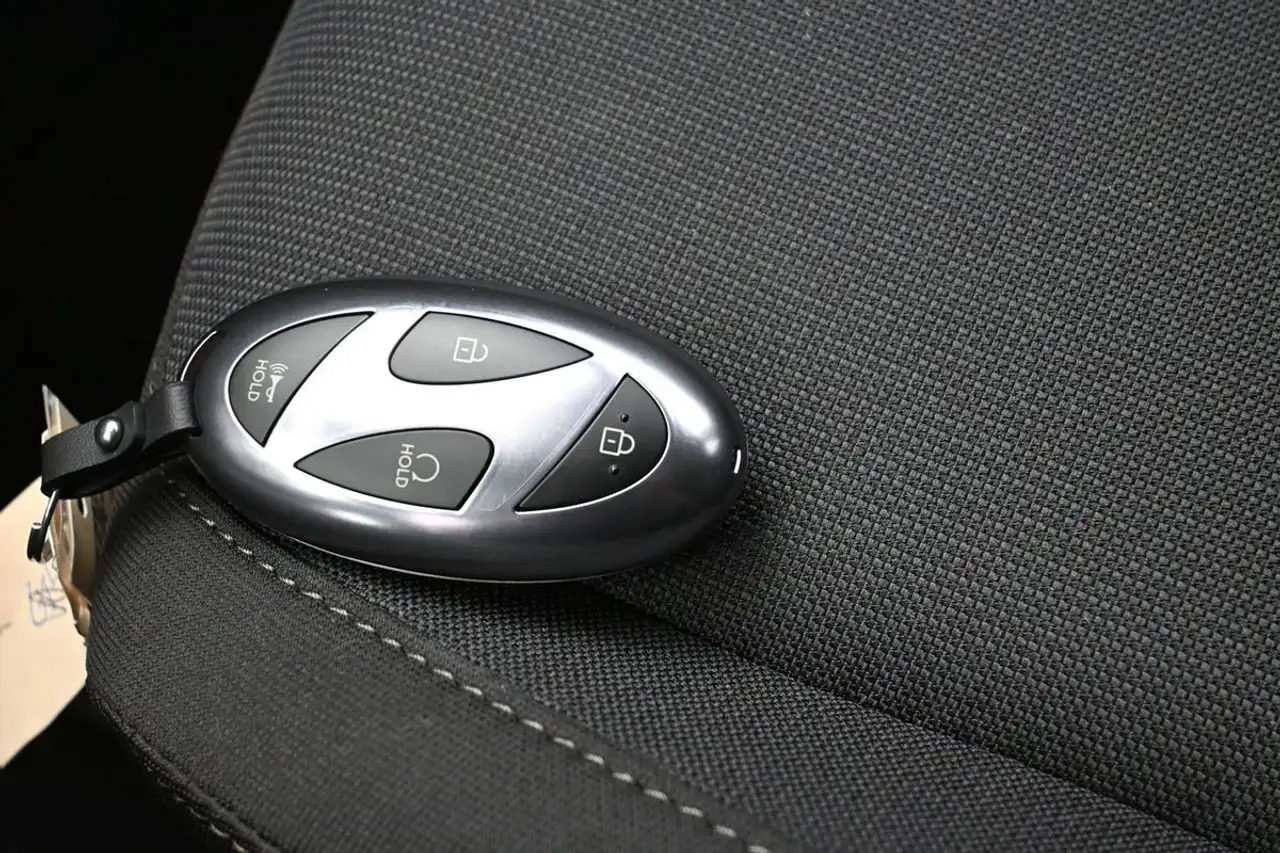 Hyundai KONA снимка Hyundai KONA