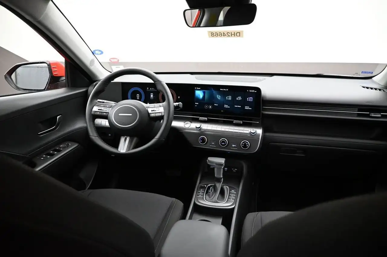 Hyundai KONA снимка Hyundai KONA