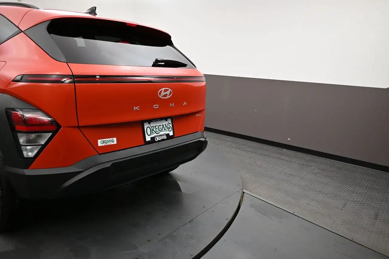 Hyundai KONA снимка Hyundai KONA