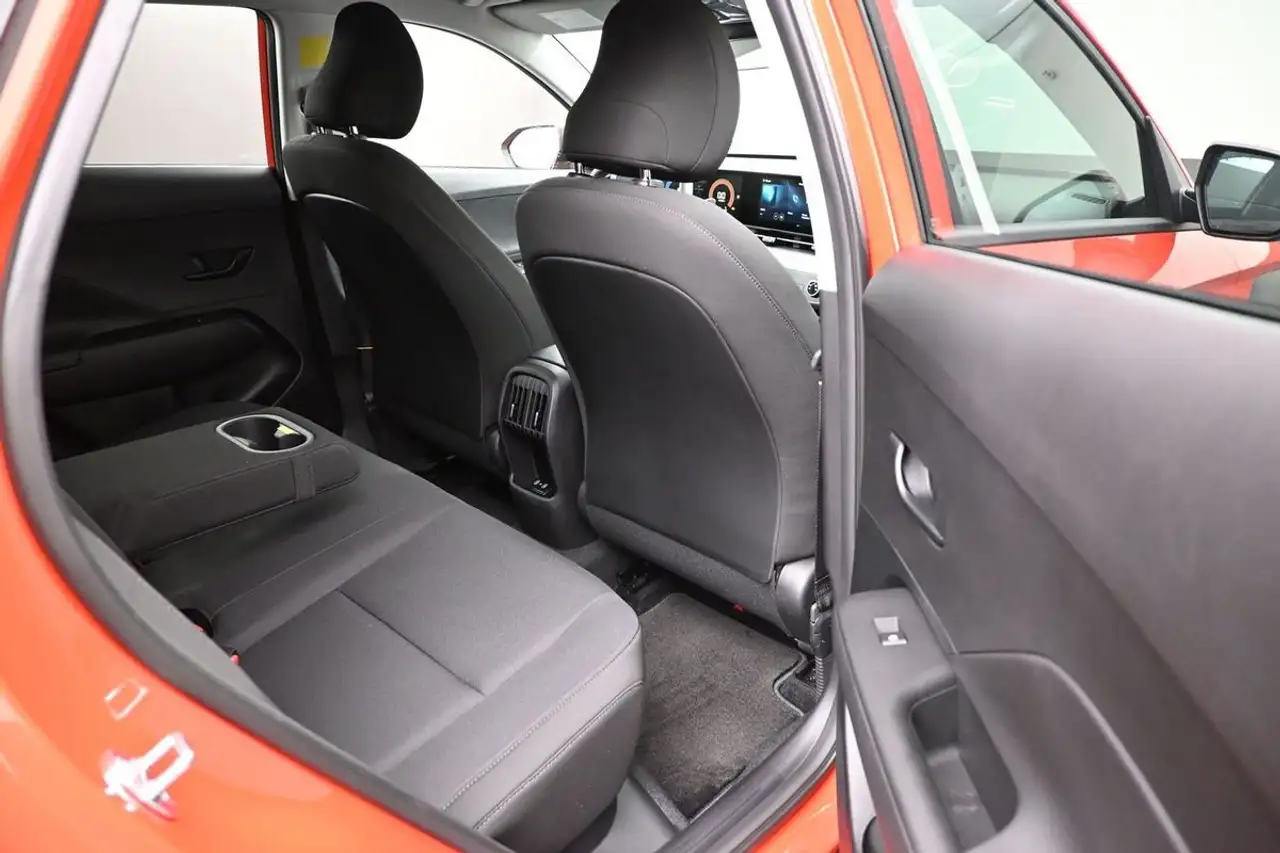 Hyundai KONA снимка Hyundai KONA