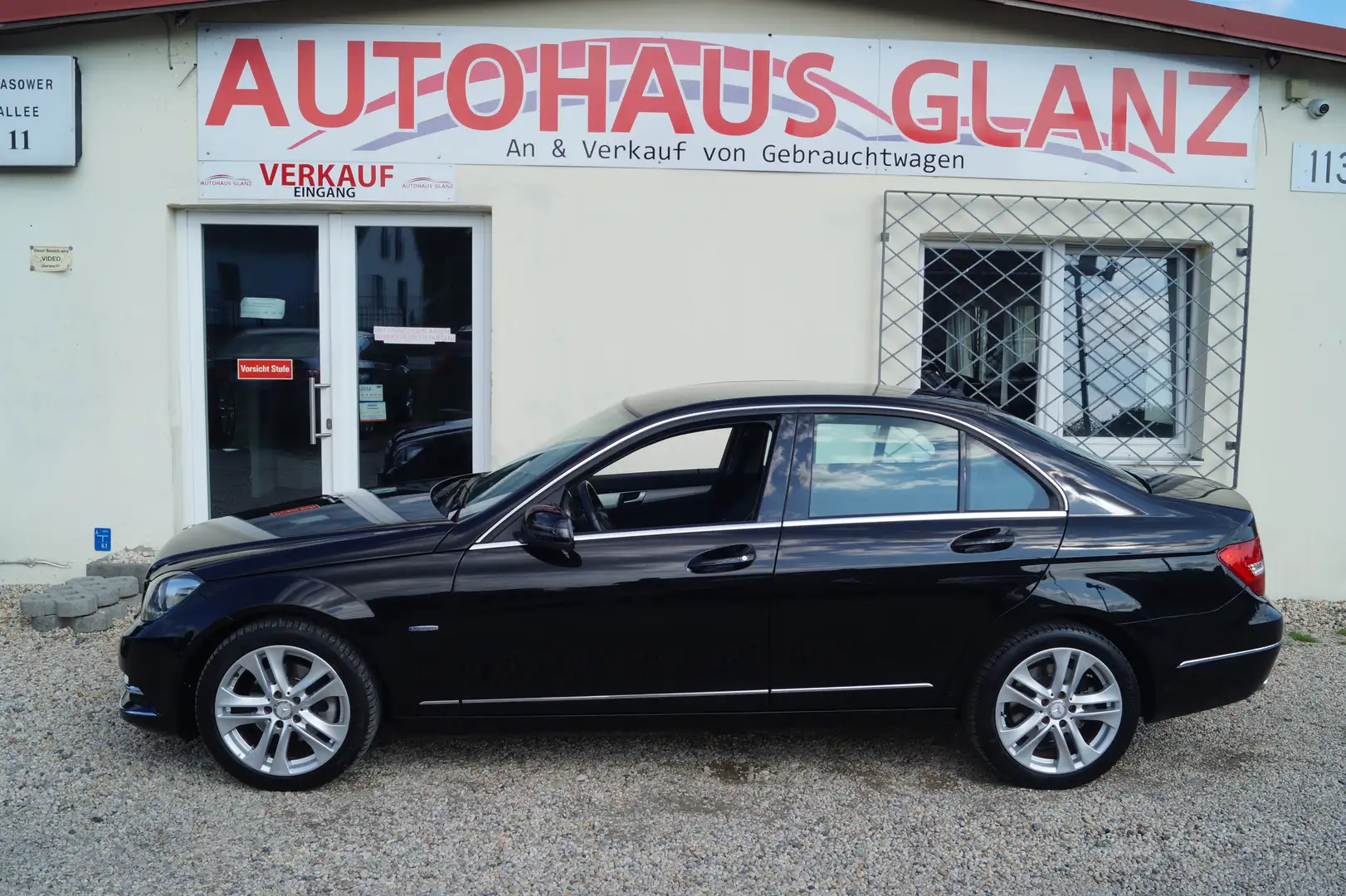 Mercedes-Benz C 220 C 220 CDI BlueEfficiency 2.Hand Schwarz - 2