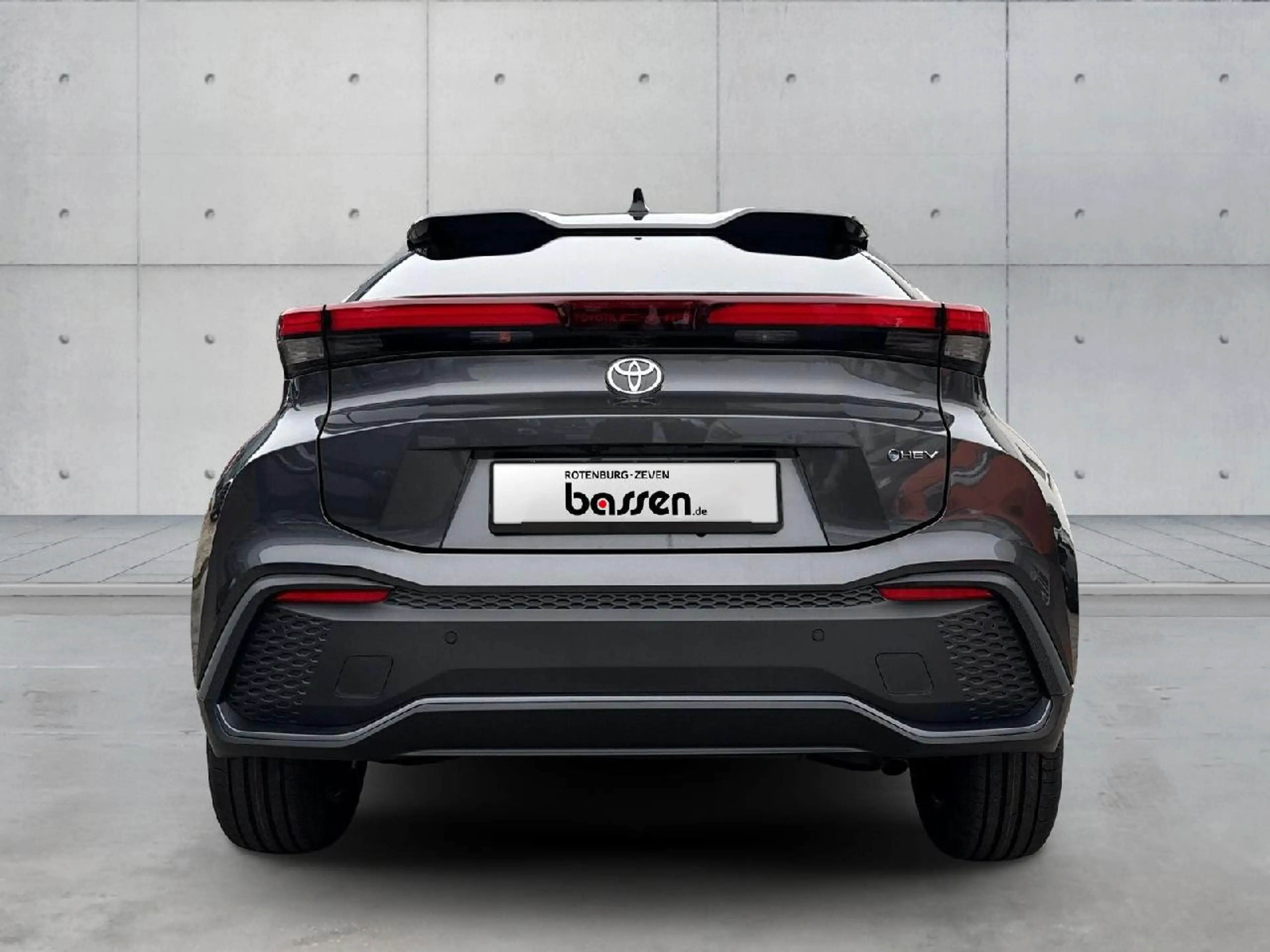Toyota C-HR Hybrid FWD Teamplayer — photo 6