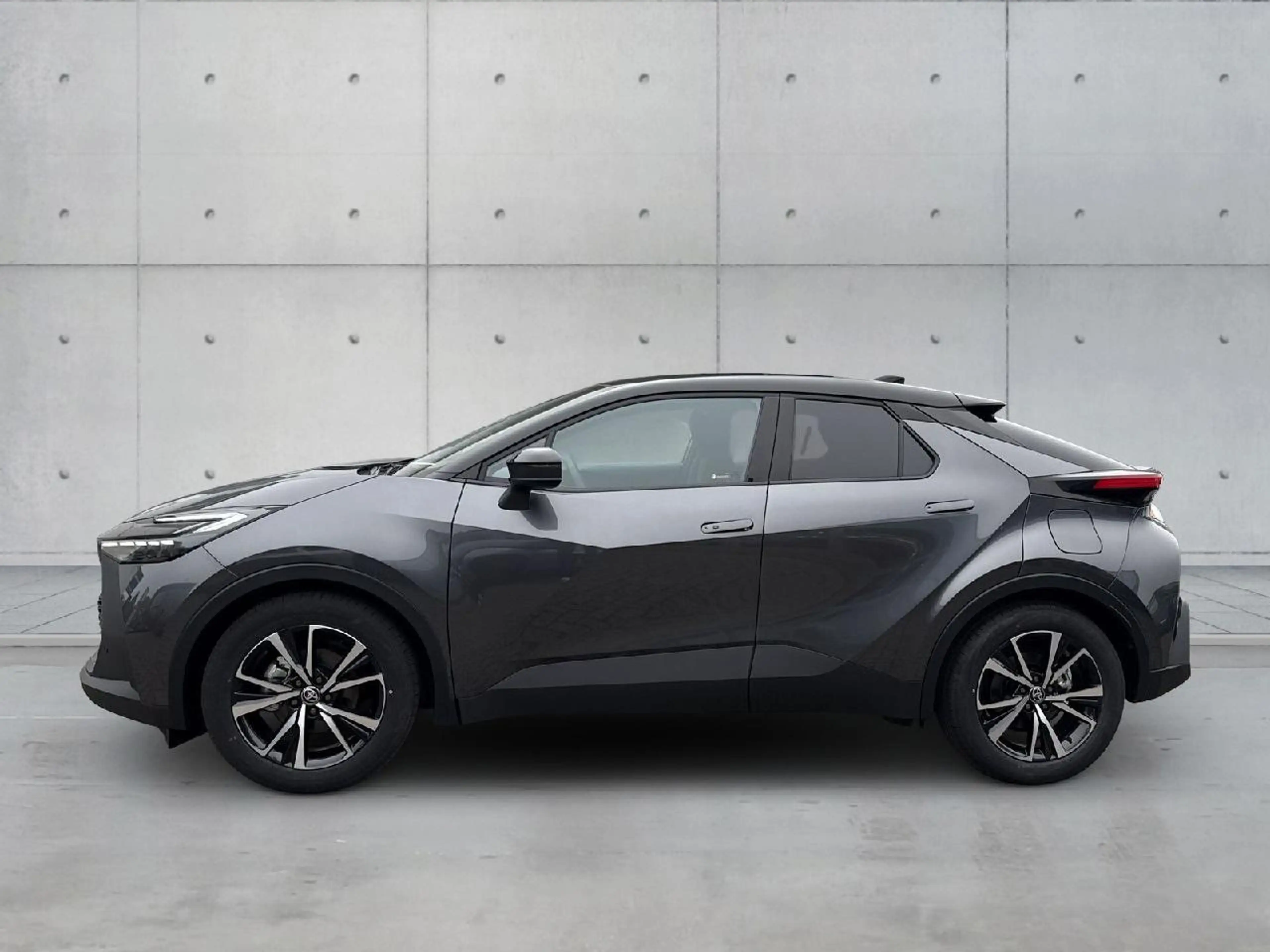 Toyota C-HR Hybrid FWD Teamplayer — photo 4