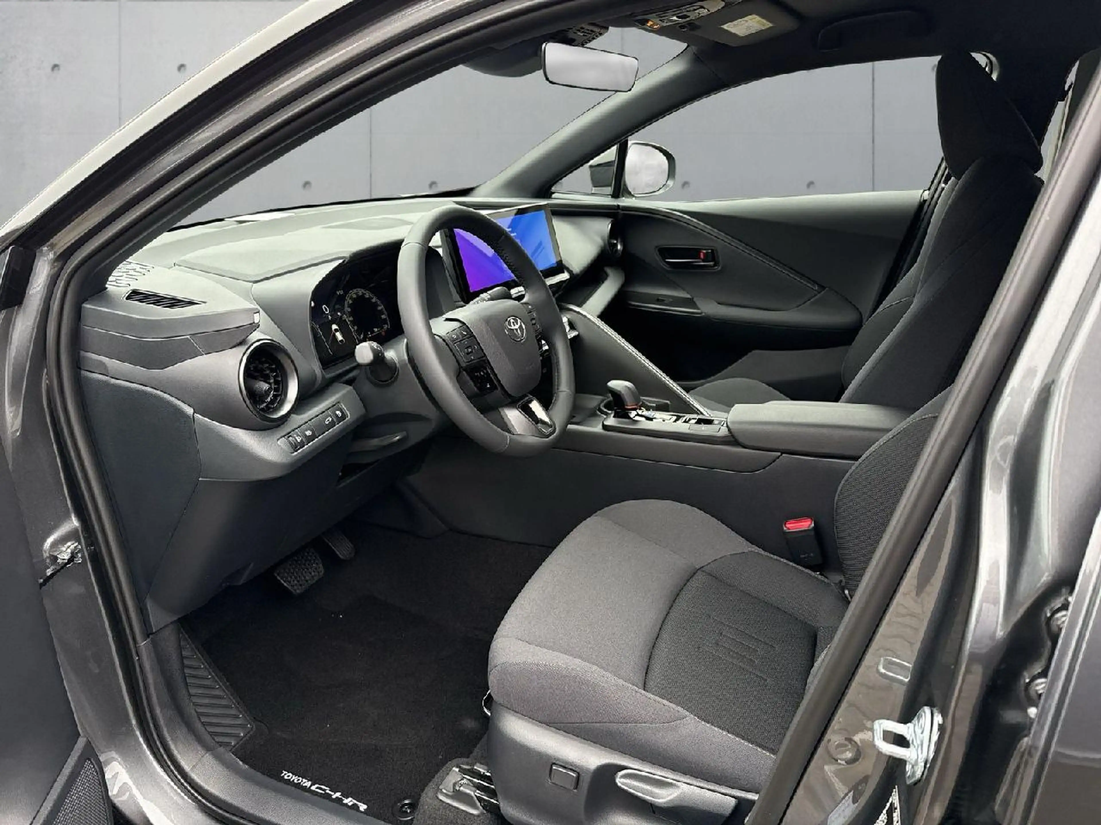 Toyota C-HR Hybrid FWD Teamplayer — photo 10