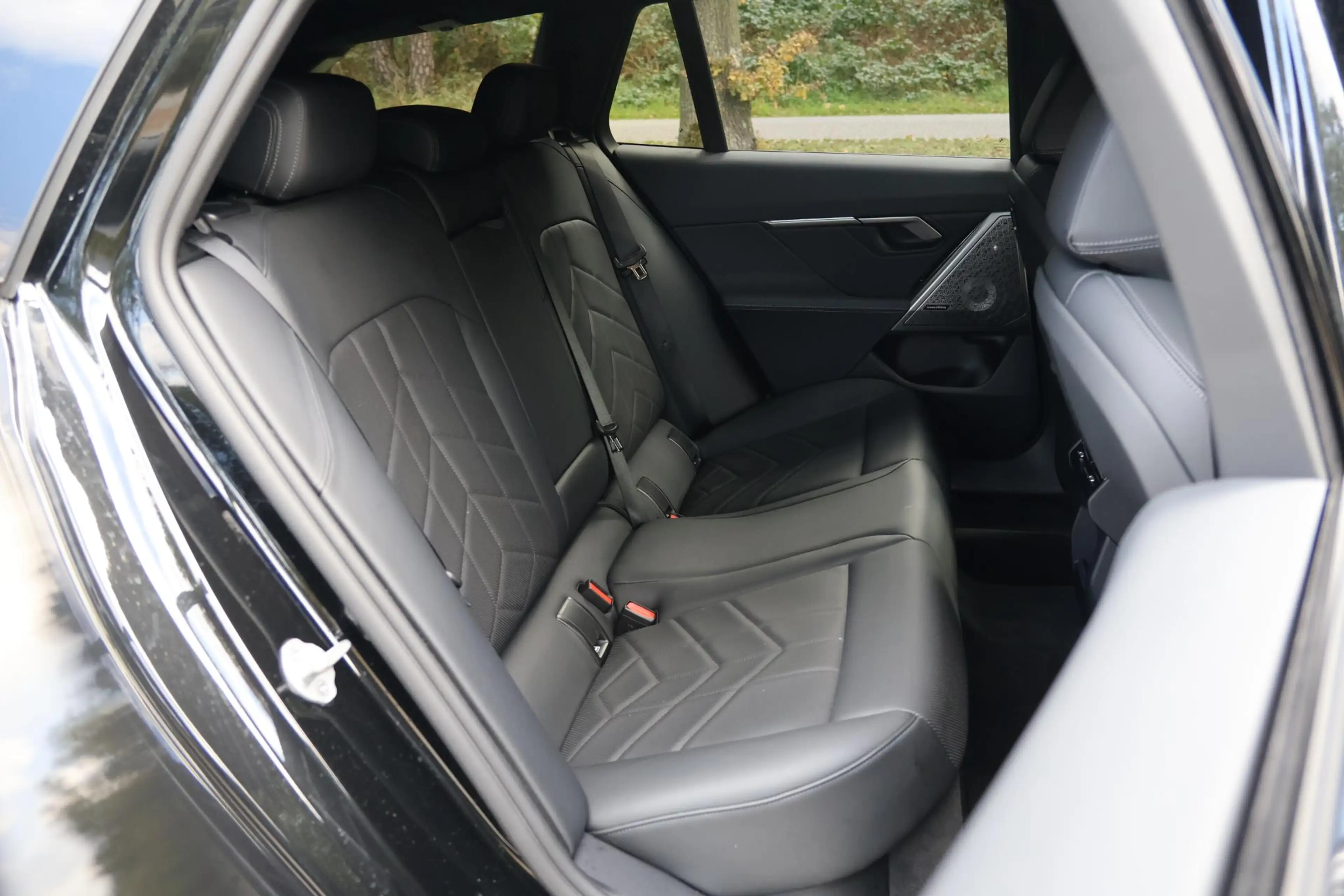 BMW 530 5-serie Touring 530e xDrive M-sport | Bowers Wilki — photo 25