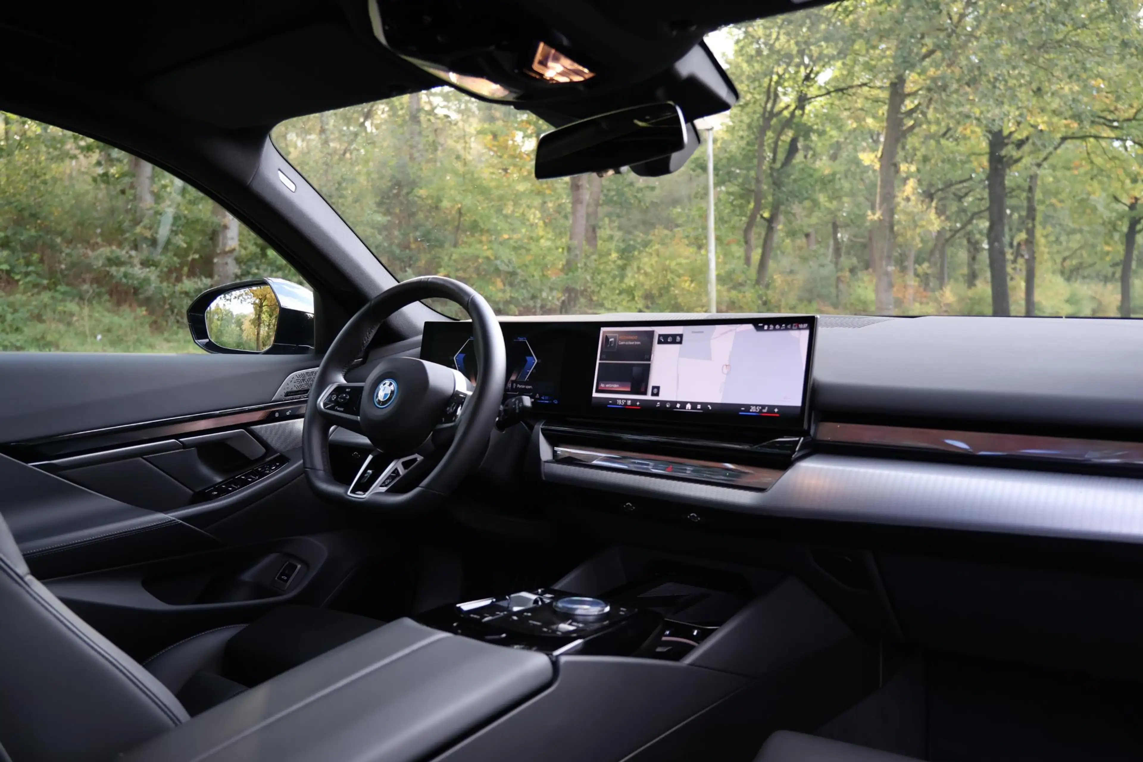 BMW 530 5-serie Touring 530e xDrive M-sport | Bowers Wilki — photo 22