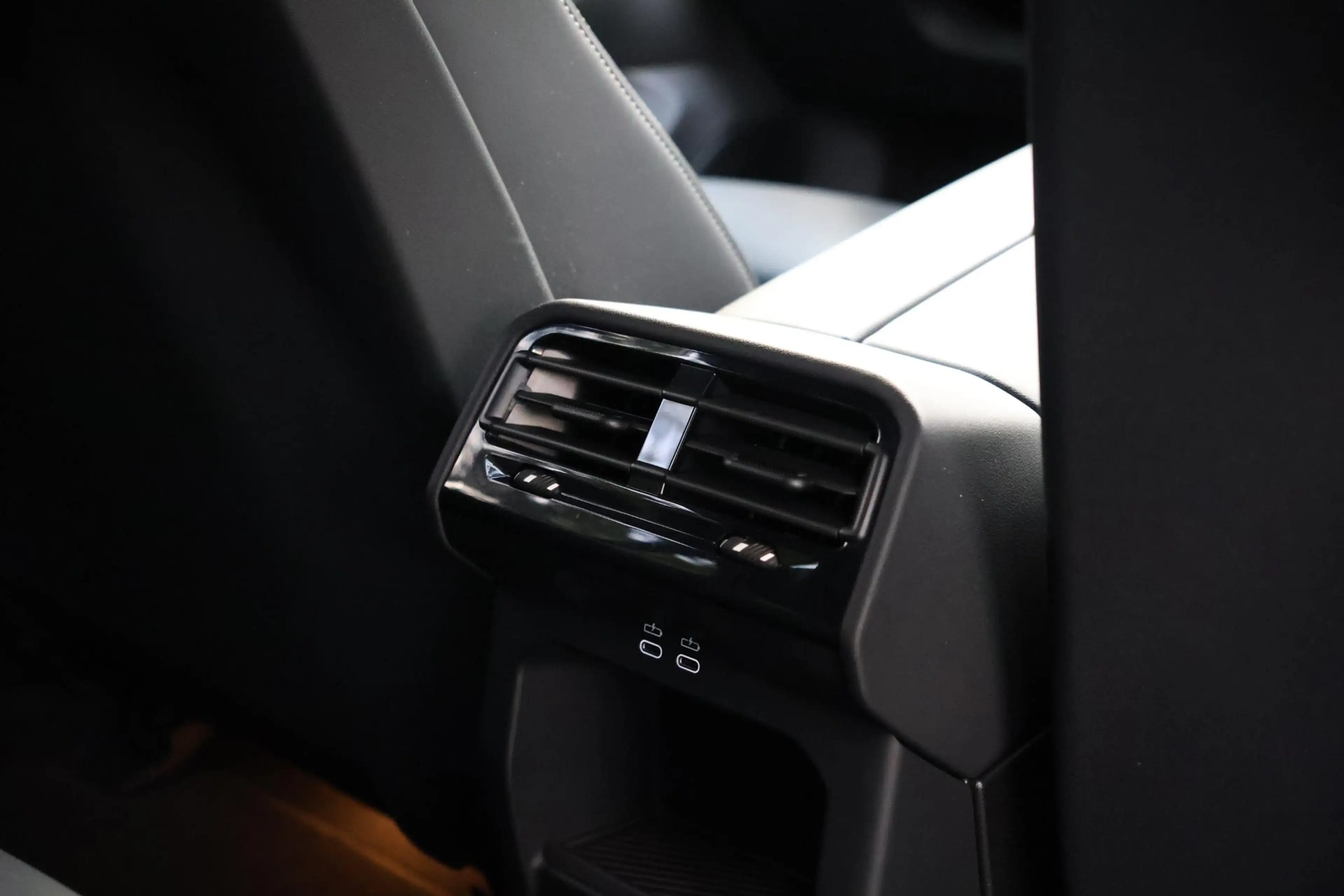 BMW 530 5-serie Touring 530e xDrive M-sport | Bowers Wilki — photo 18