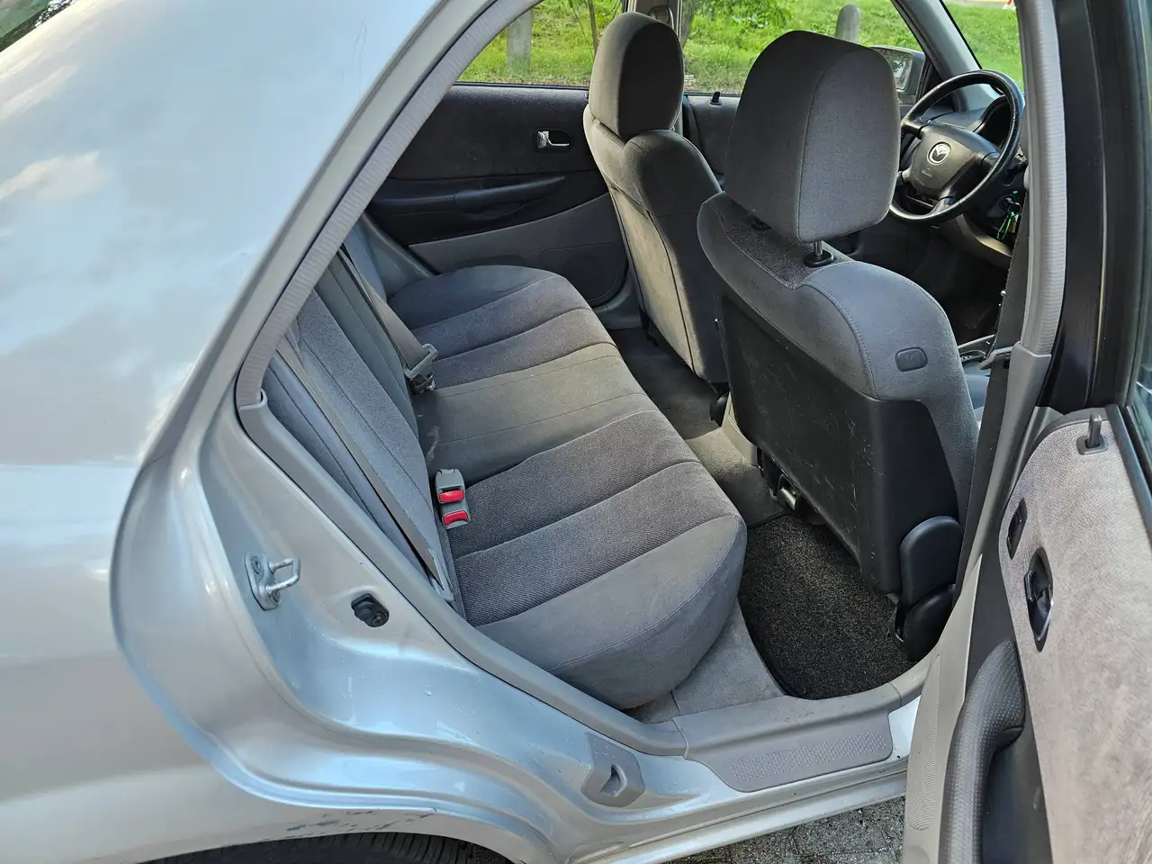 Mazda 323 1.4 S Comfort Automatik, foto 10