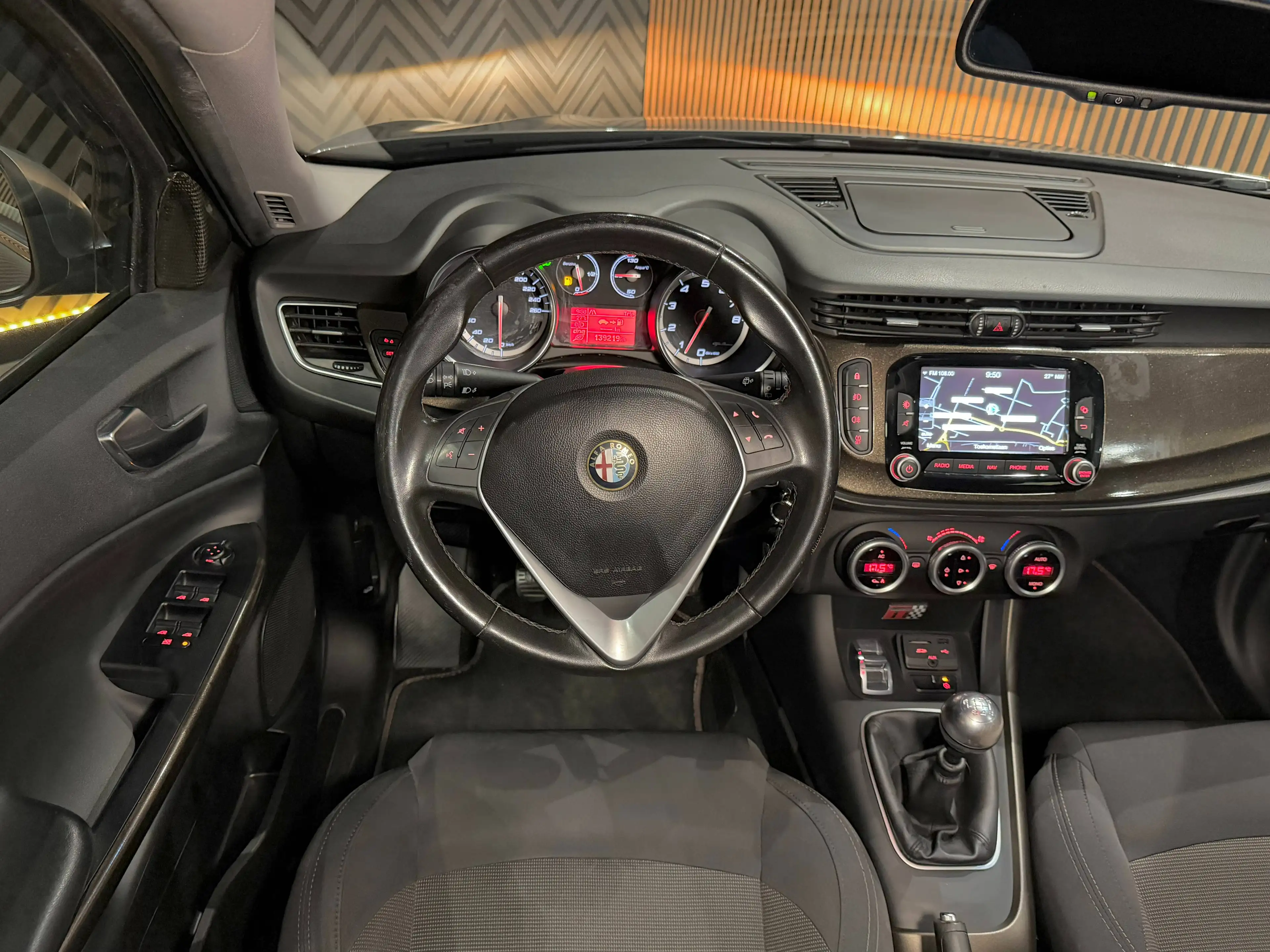Alfa Romeo Giulietta ✅ 1.4 TB GARANTIE Navi CruiseC Trekhaak DNA Isofix PDC — photo 7