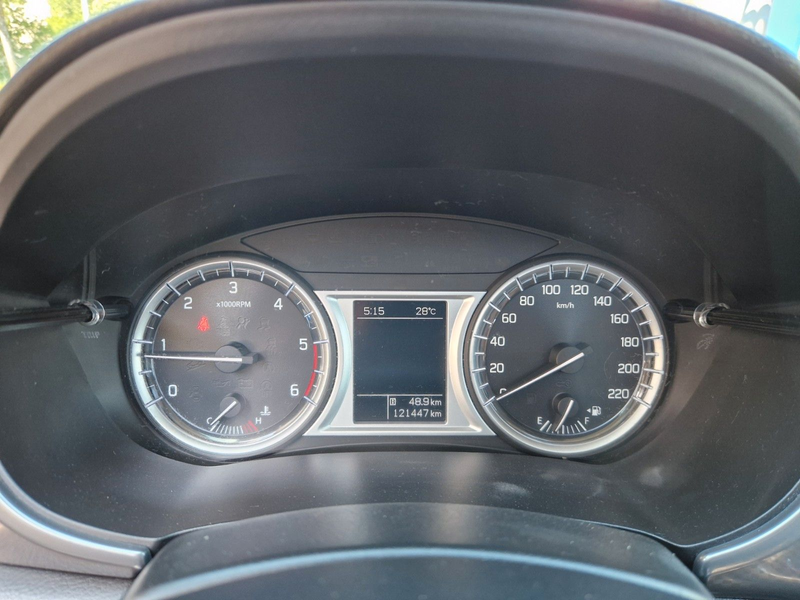 Suzuki Vitara 1.6 DDiS Comfort 4x2 Navi/Leder/Panorama — photo 10