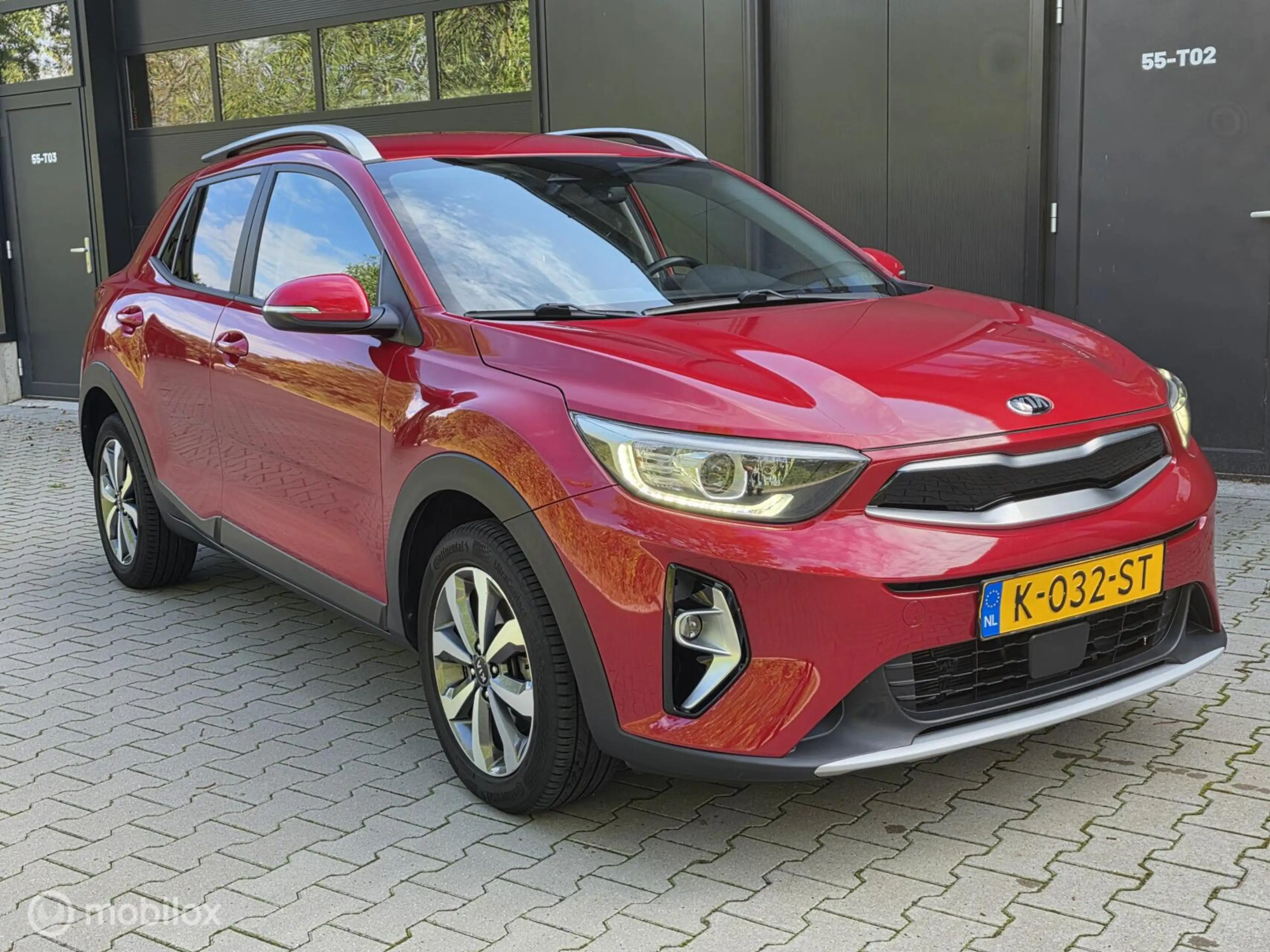 Kia Stonic 1.0 T-GDi MHEV DynamicPlusLine, carplay, — photo 6