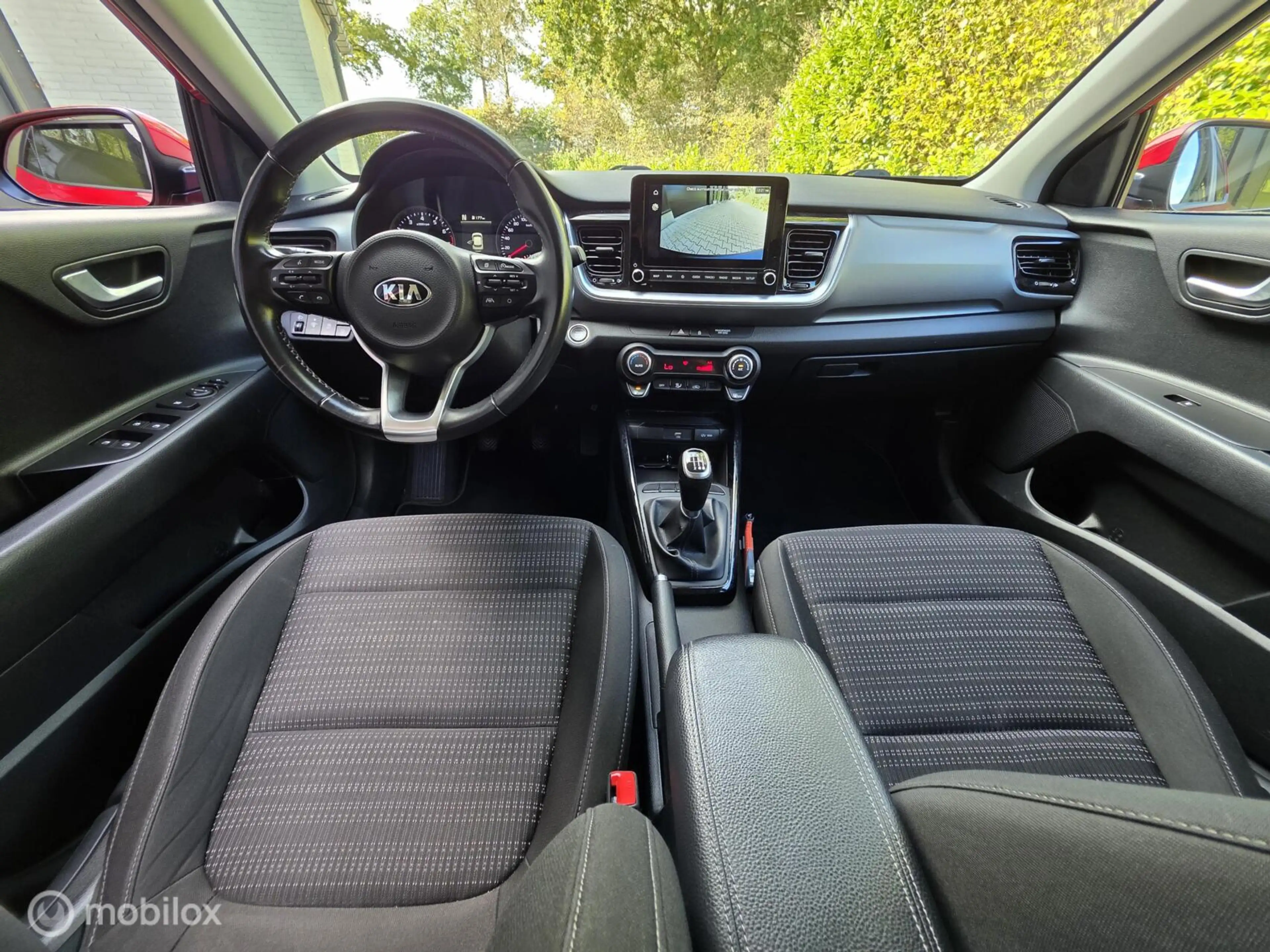 Kia Stonic 1.0 T-GDi MHEV DynamicPlusLine, carplay, — photo 12