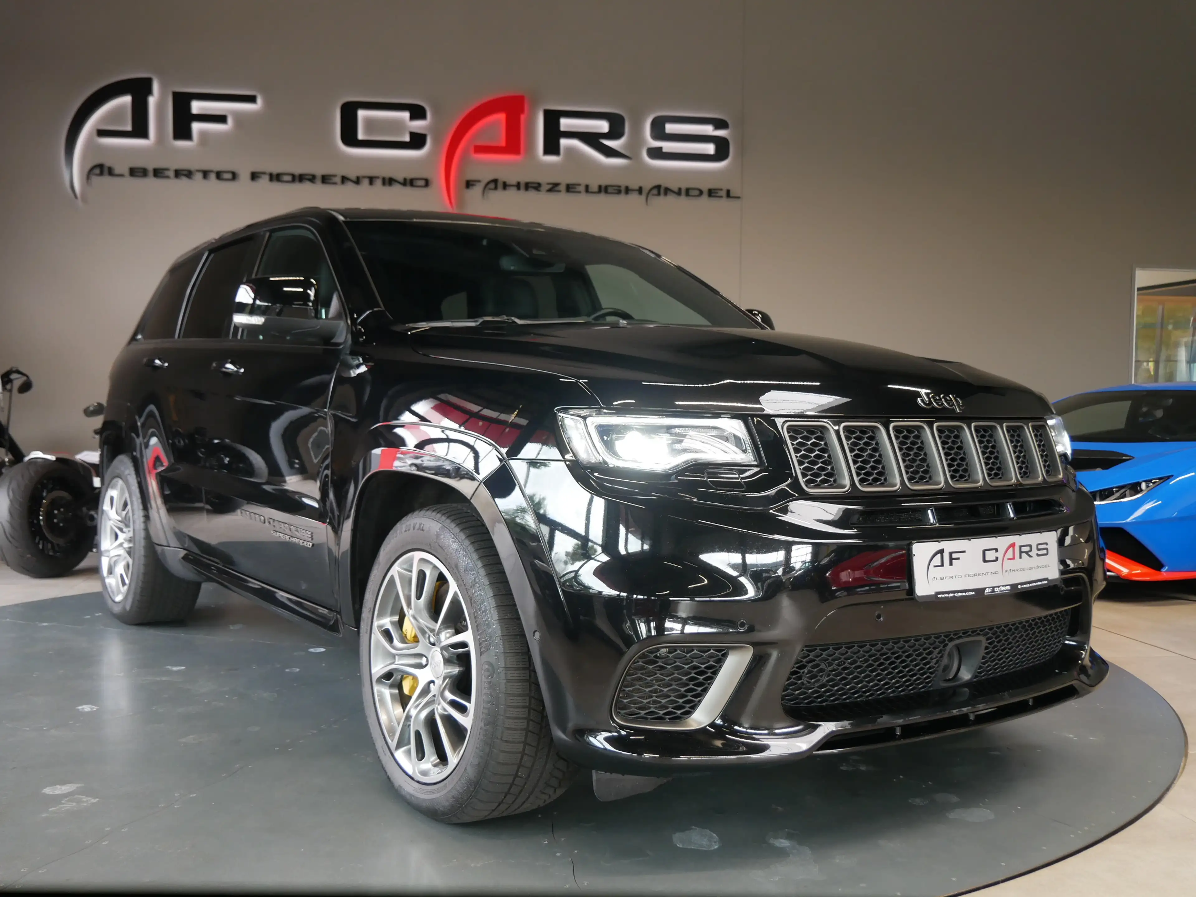 Jeep Grand Cherokee 6.2 V8 Trackhawk Supercharged ACC — photo 3