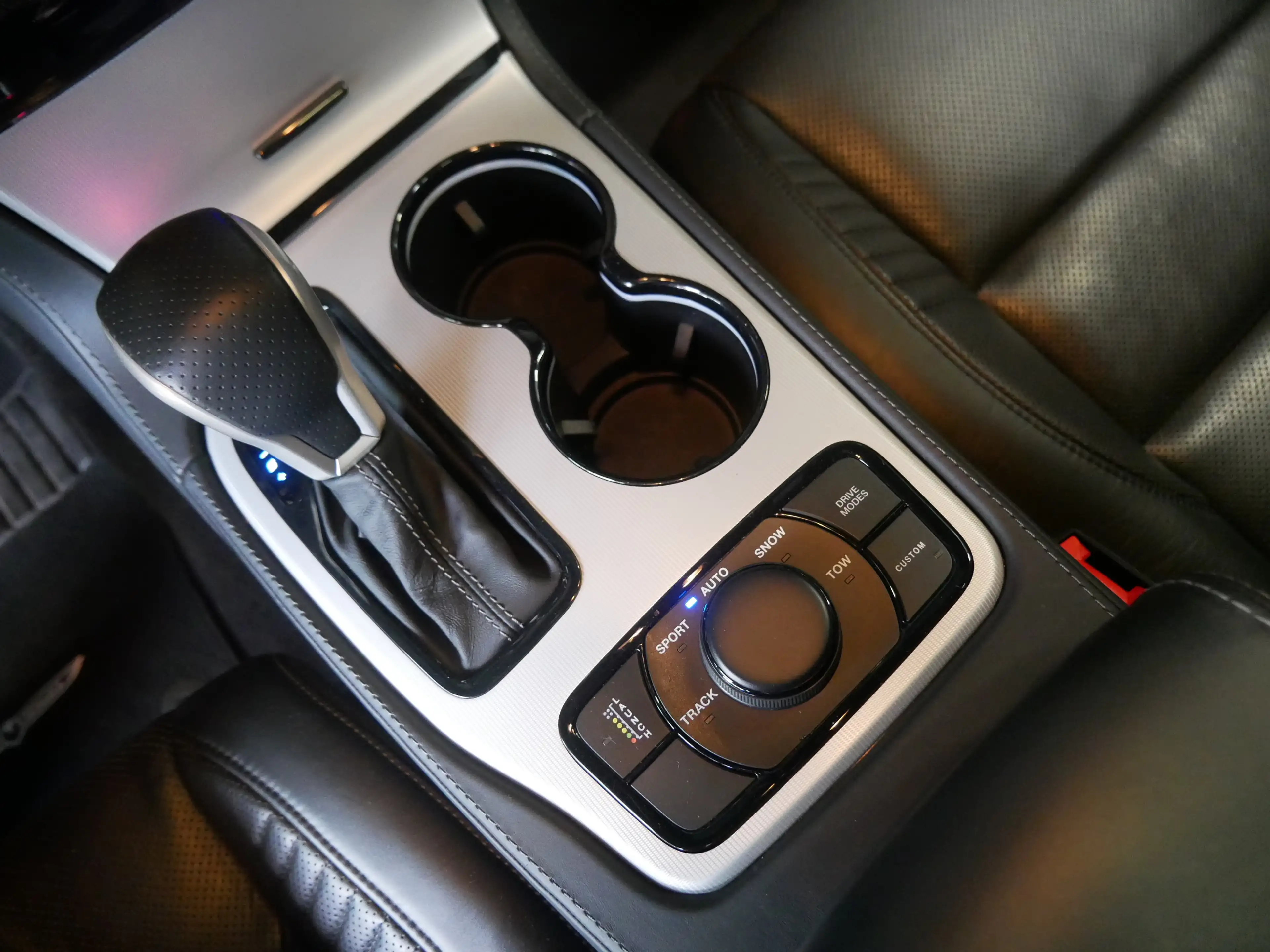 Jeep Grand Cherokee 6.2 V8 Trackhawk Supercharged ACC — photo 20