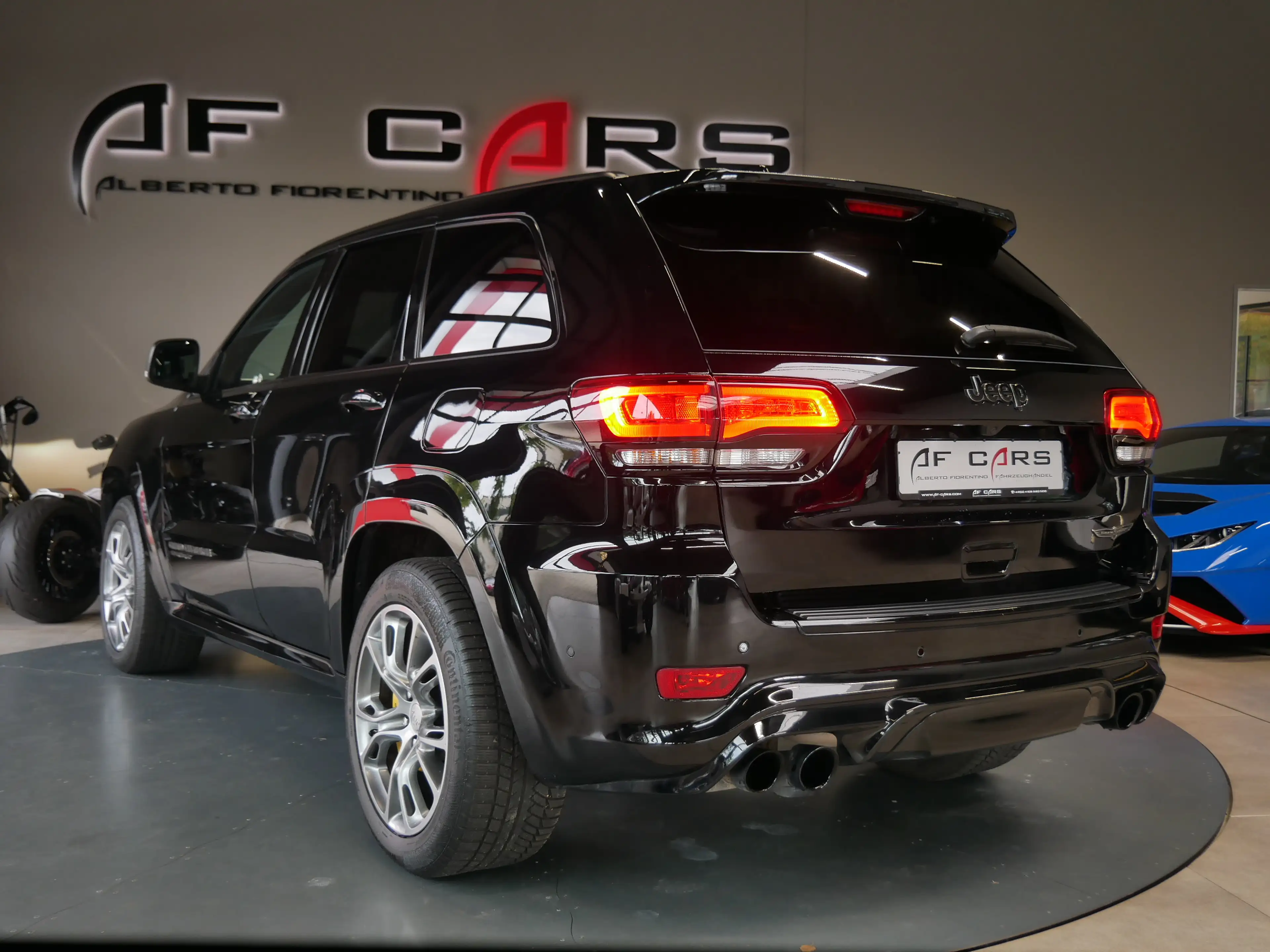 Jeep Grand Cherokee 6.2 V8 Trackhawk Supercharged ACC — photo 7