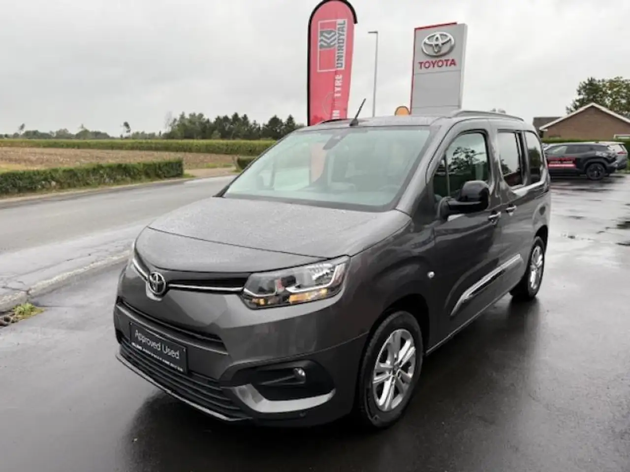Toyota Verso MPV Proace City Verso SWB MPV & trekhaak, миниатюра 2