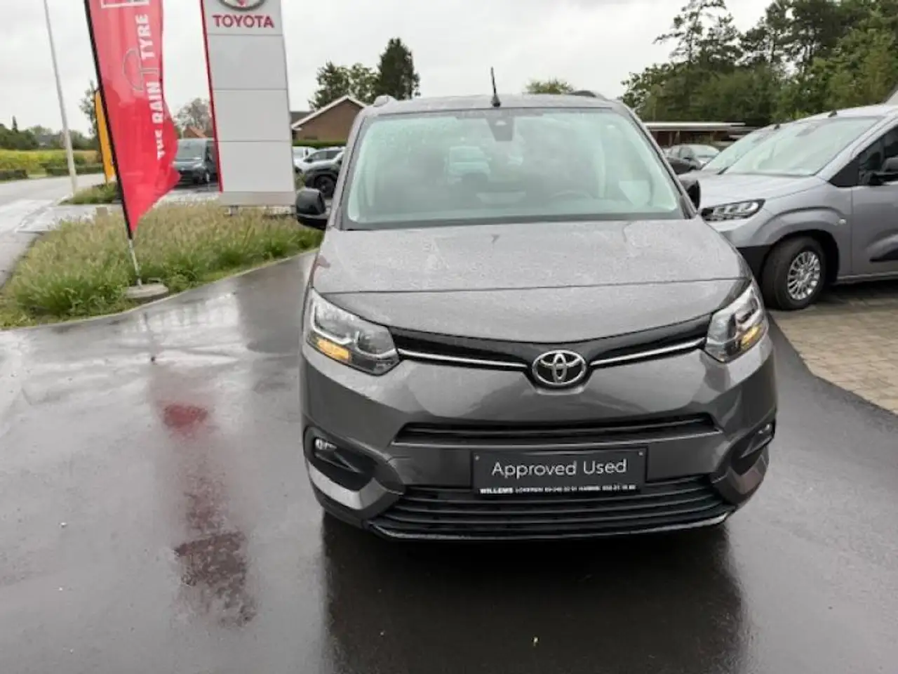 Toyota Verso MPV Proace City Verso SWB MPV & trekhaak, миниатюра 3