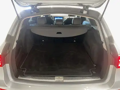 Annonce voiture d'occasion Mercedes-Benz E 400 - CARADIZE