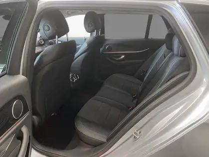 Annonce voiture d'occasion Mercedes-Benz E 400 - CARADIZE
