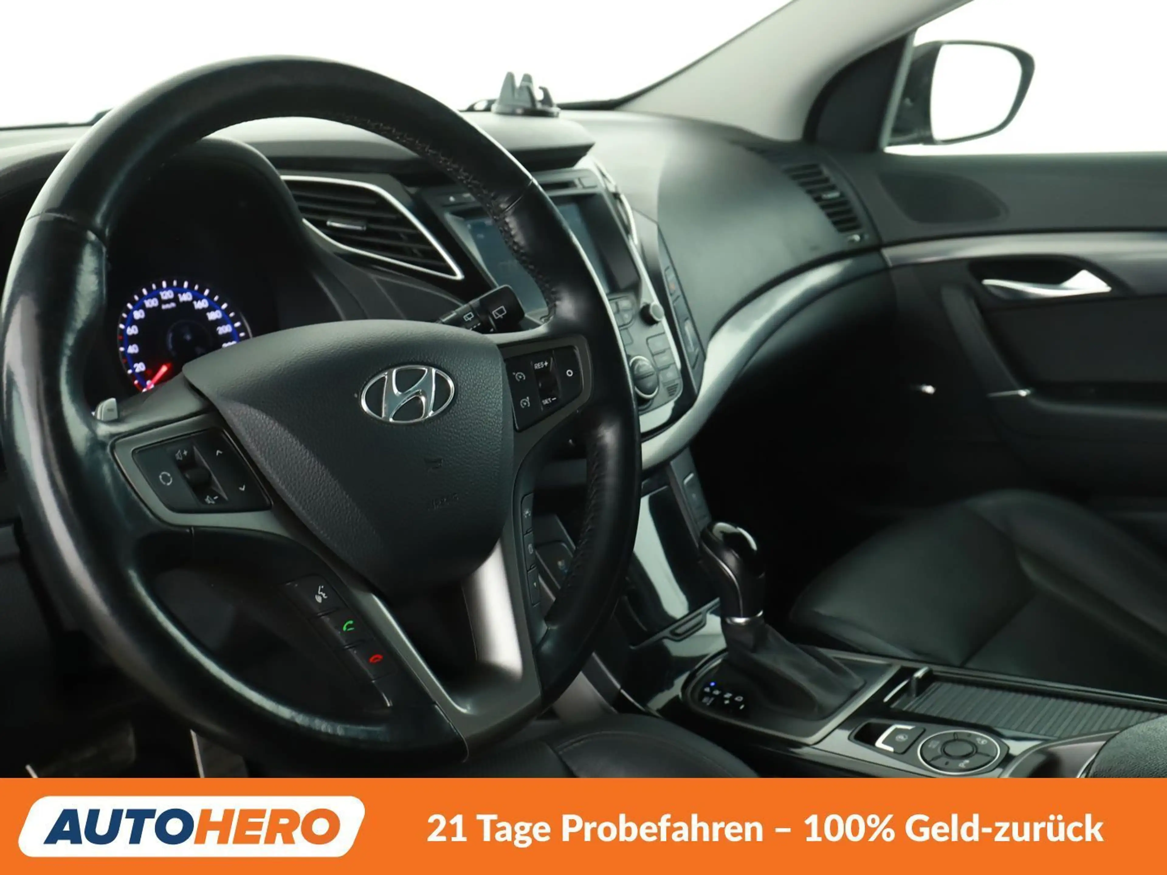 Hyundai i40 1.7 CRDi Premium Blue Aut.NAVI*TEMPO*CAM*PDC*SHZ* — photo 11