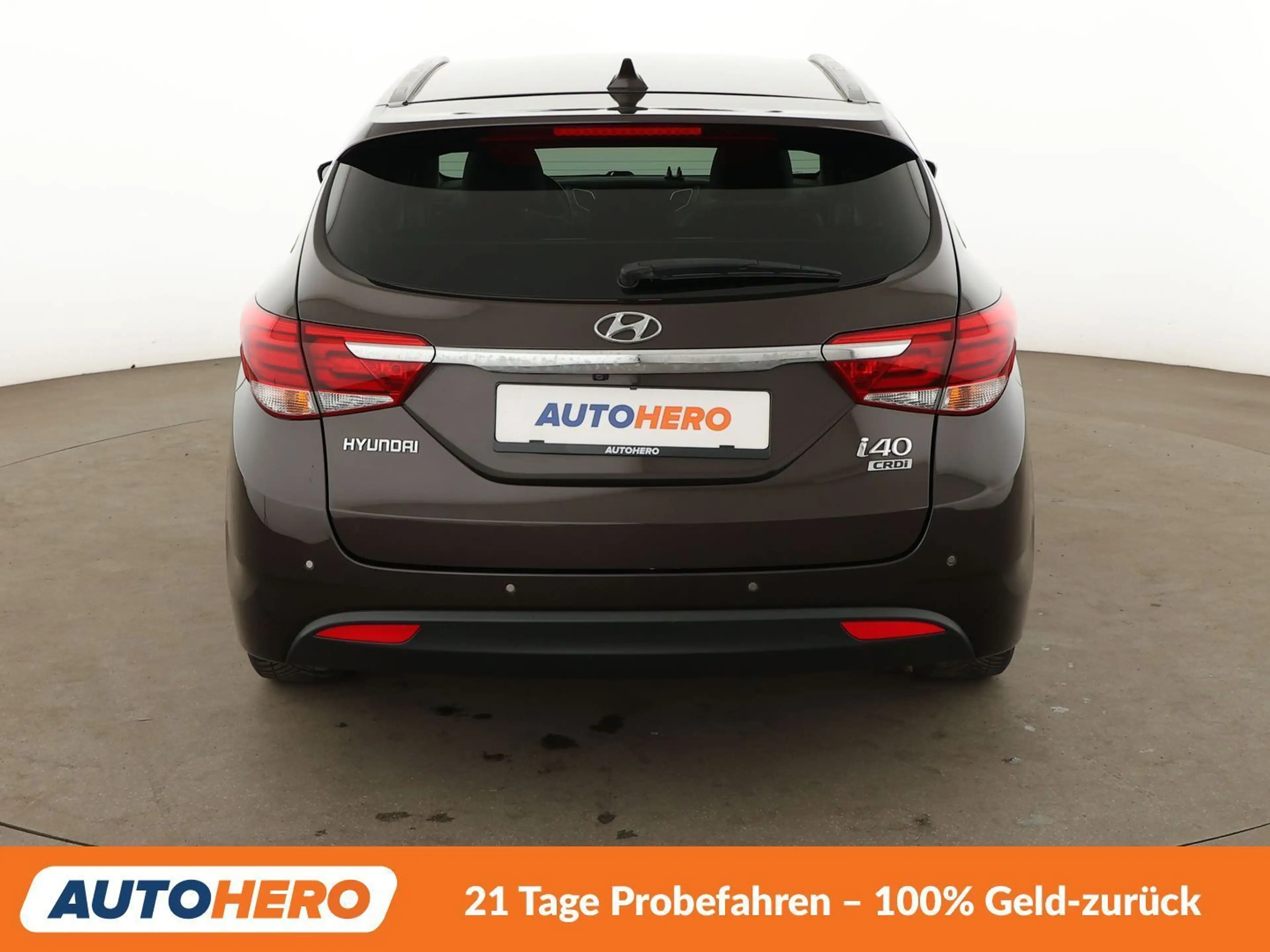 Hyundai i40 1.7 CRDi Premium Blue Aut.NAVI*TEMPO*CAM*PDC*SHZ* — photo 5
