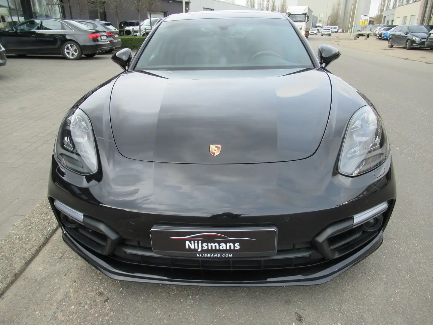 Porsche Panamera 4 e-Hybrid Sport Turismo-Innodrive-Leder-Pano-BOSE Noir - 2