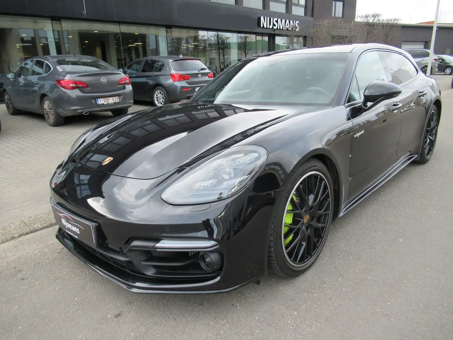 Porsche Panamera 4 e-Hybrid Sport Turismo-Innodrive-Leder-Pano-BOSE Noir - 1