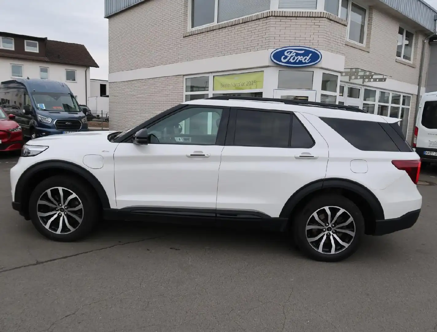 Ford Explorer ST-Line Plug-in-Hybrid 4x4, AHK - 2