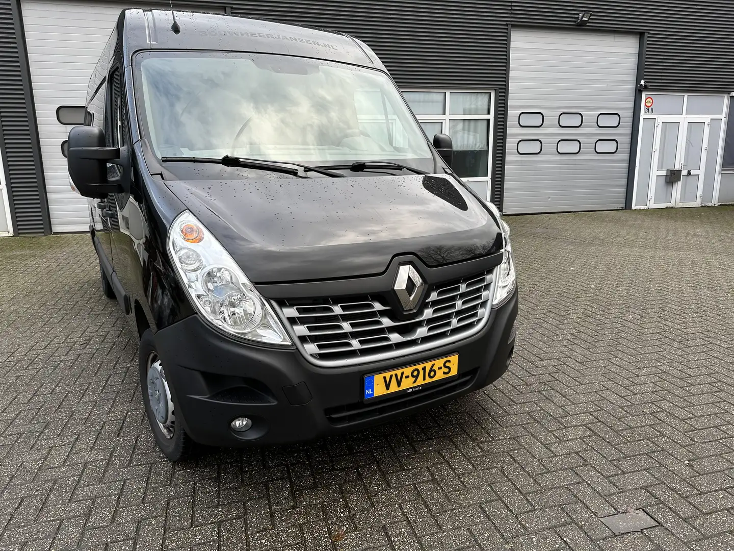 Renault Master dCi 125 L2H2 Zwart Zwart - 1