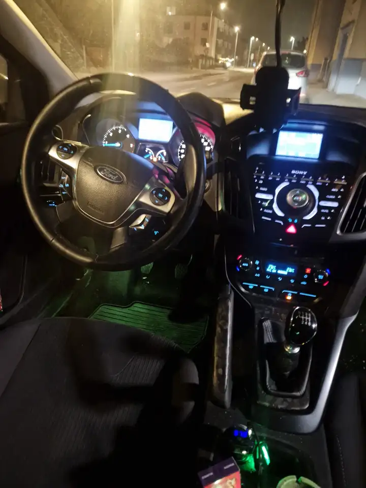 Ford Focus Trend 1,6 Titanium Alu 16" TDci, foto 8