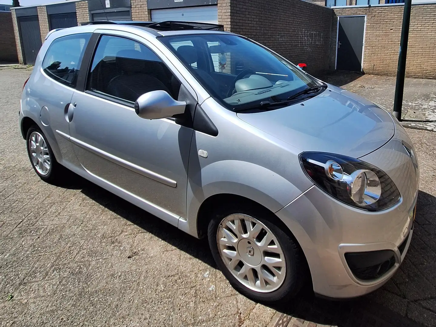 Renault Twingo Twingo 1.2-16V Initiale Zilver - 1