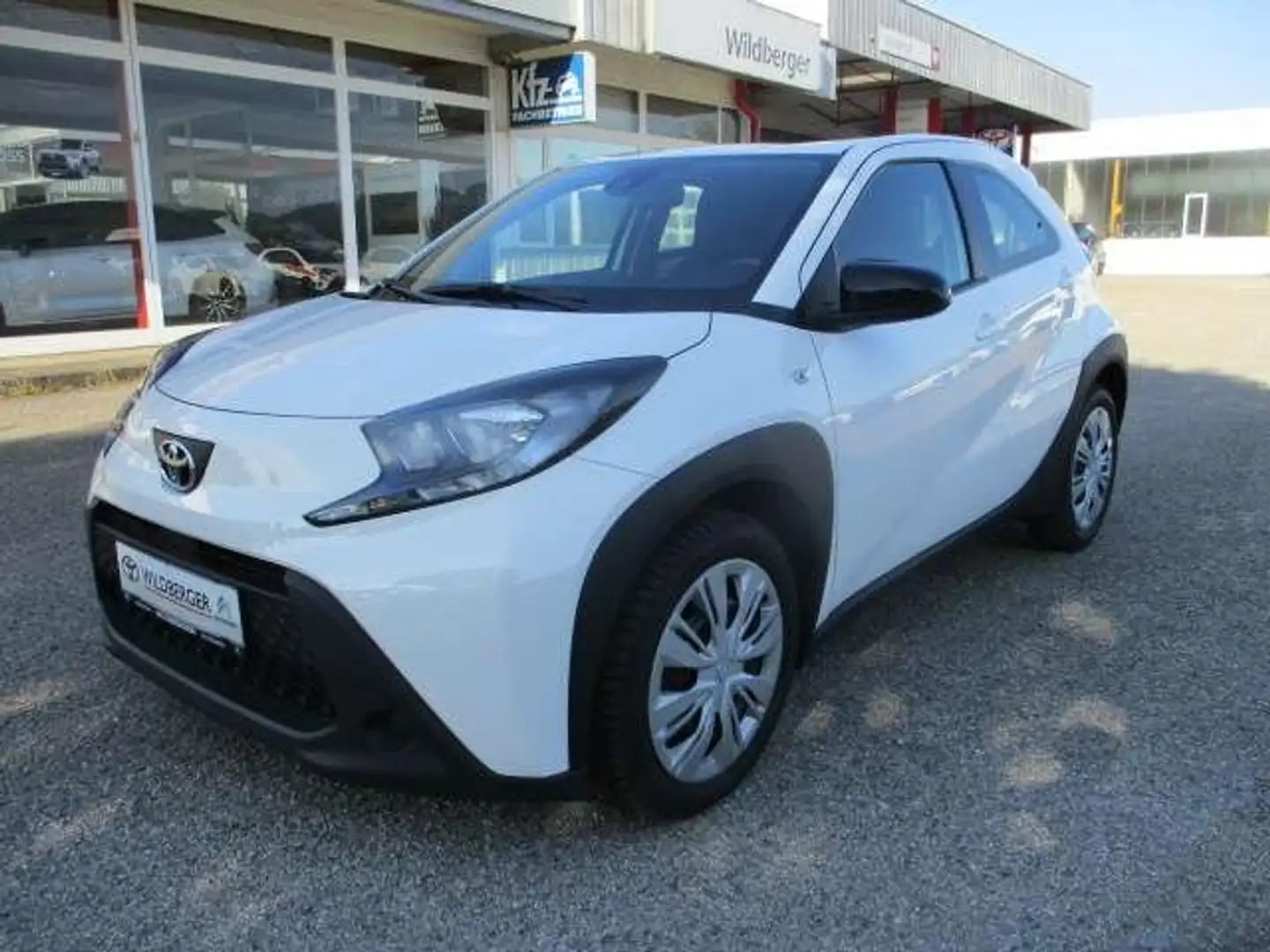 Toyota Aygo X 1,0 VVT-i Play SITZHEIZUNG !! TOP FINANZIEREN !! Weiß - 1