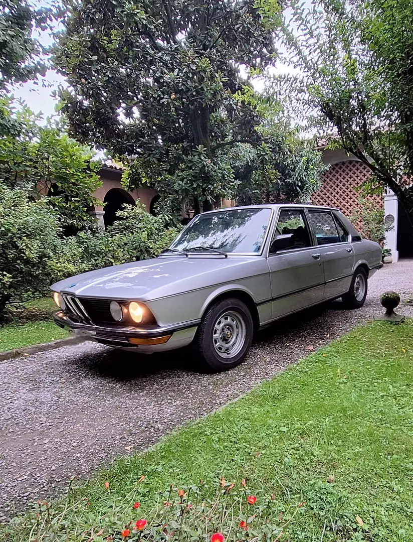 BMW 520 6 cilindri - 1