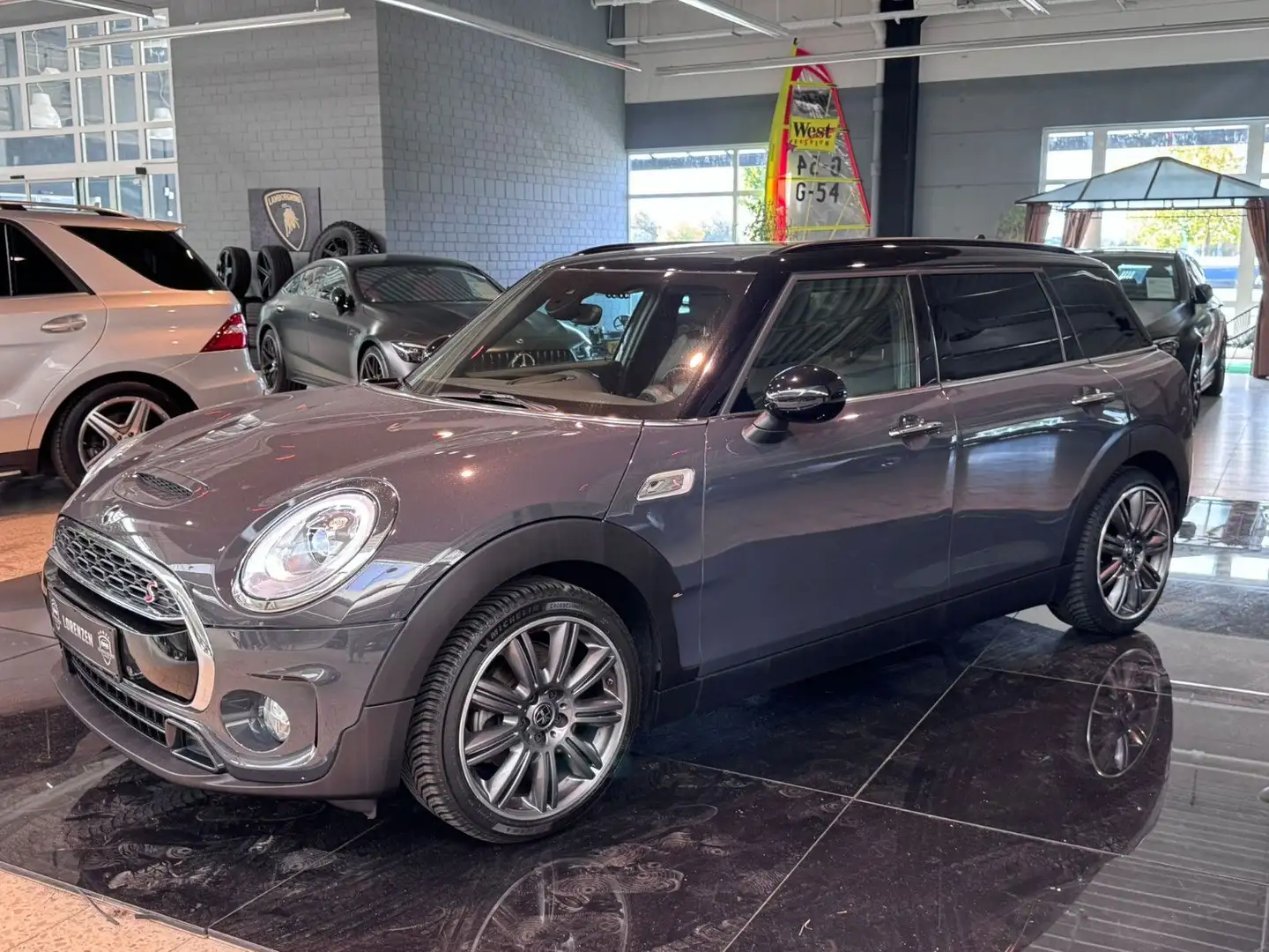 MINI Cooper SD Clubman Chili LED Pano Wired Tempo 18" Grau - 1