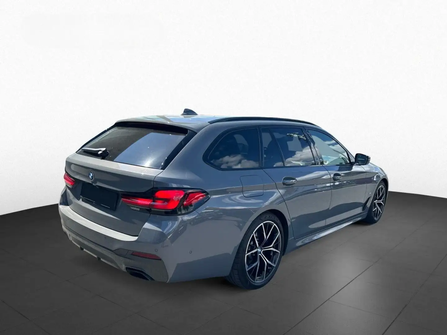 BMW 530 Touring 530d TwinPower Turbo 286 ch BVA8 M Sport - 2