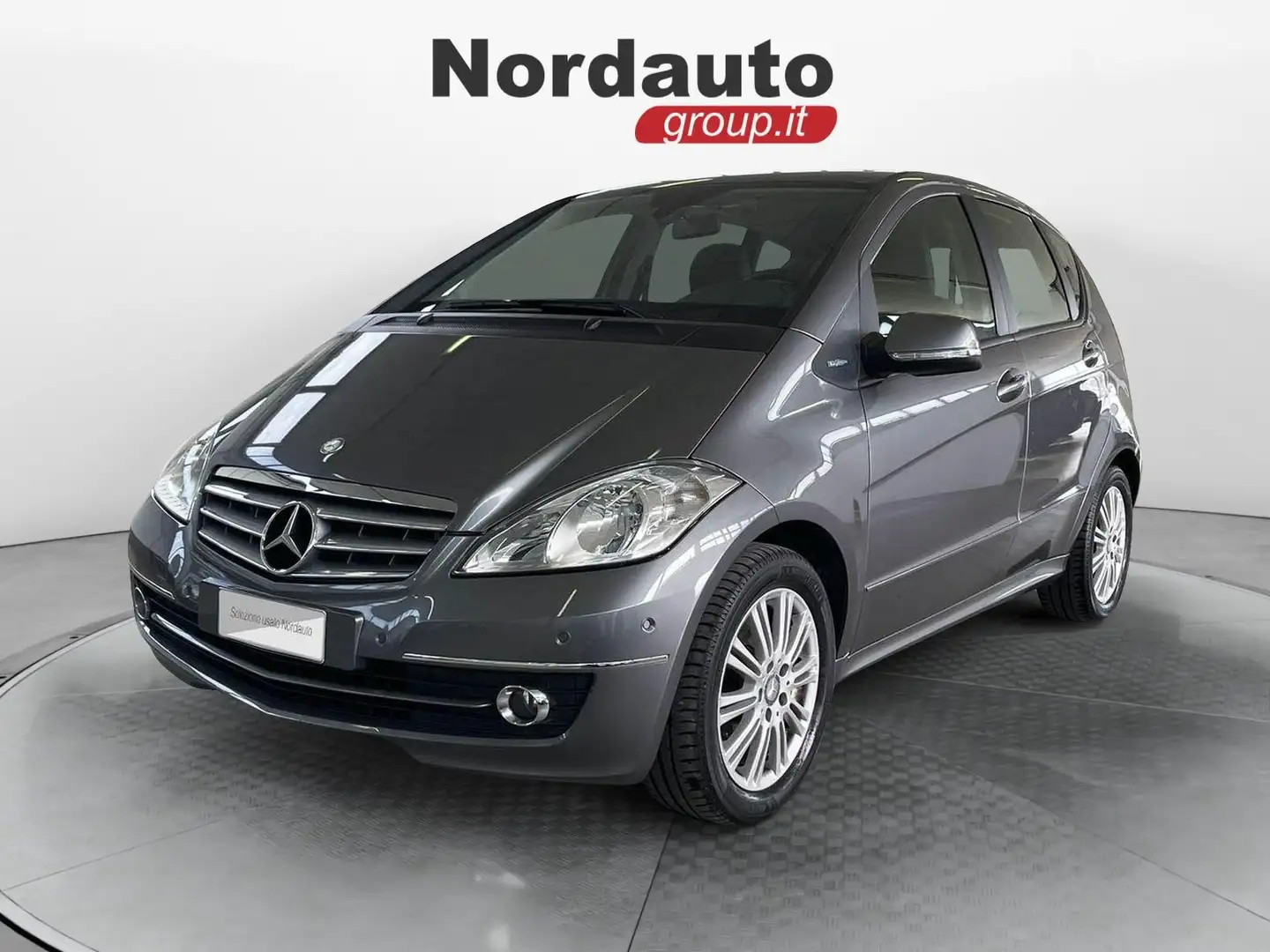 Mercedes-Benz A 160 A 160 BlueEFFICIENCY Elegance Grigio - 1