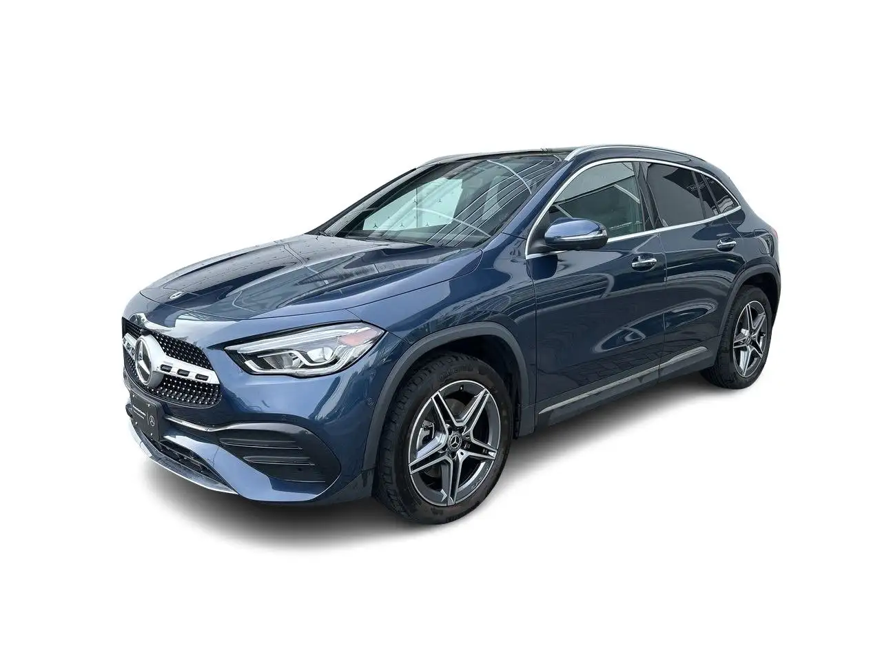 Mercedes-Benz GLA снимка Mercedes-Benz GLA