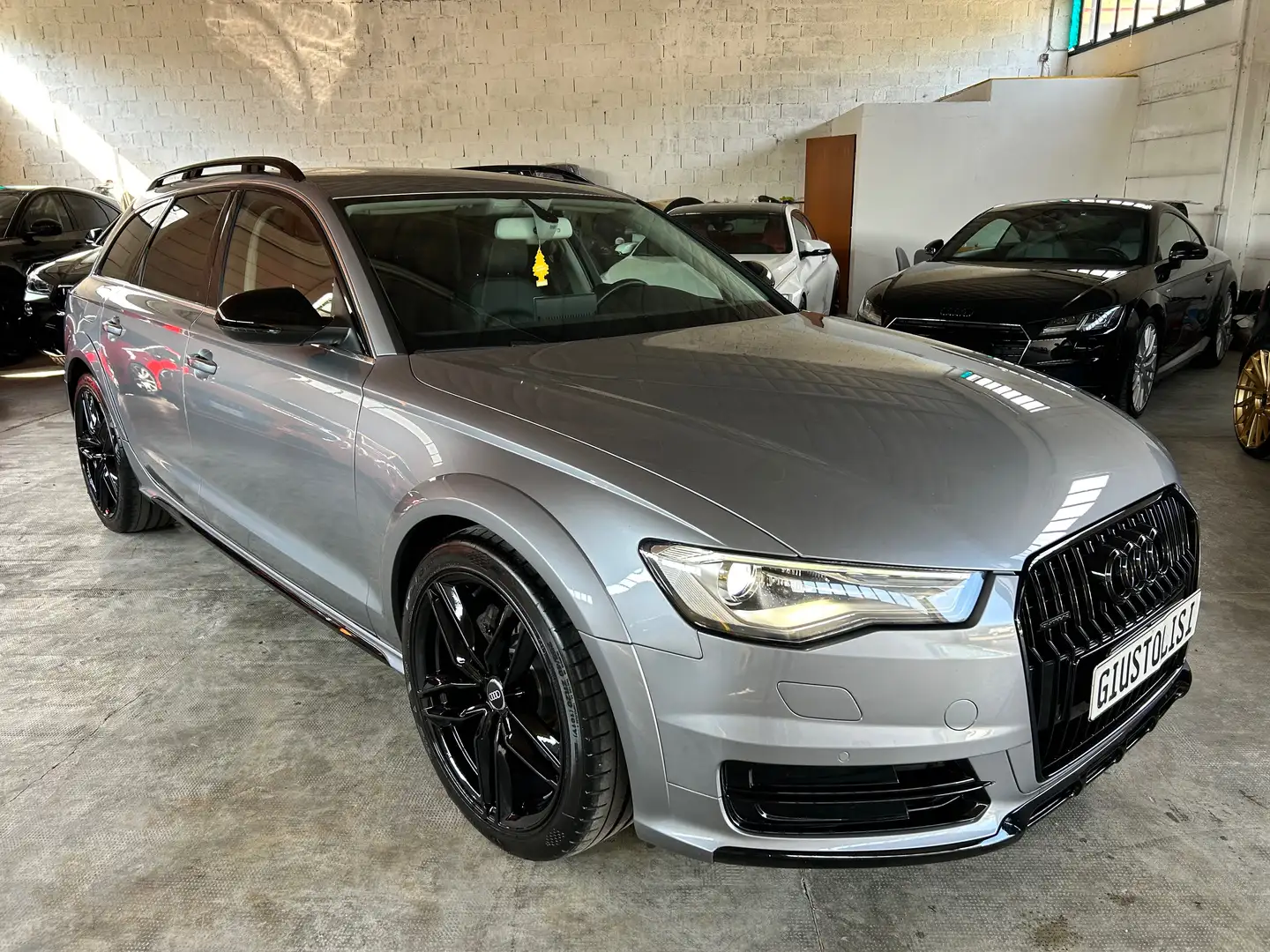 Audi A6 allroad 3.0d 218cv Quattro Šedá - 1