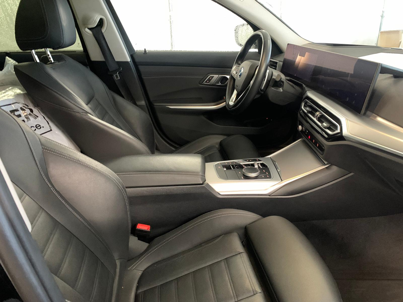 BMW 330 e Touring DrivingAss LED+ PANO HUD KEYLESS — photo 3