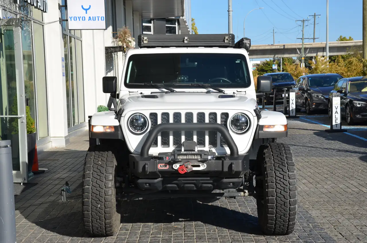 Jeep Gladiator photo Jeep Gladiator