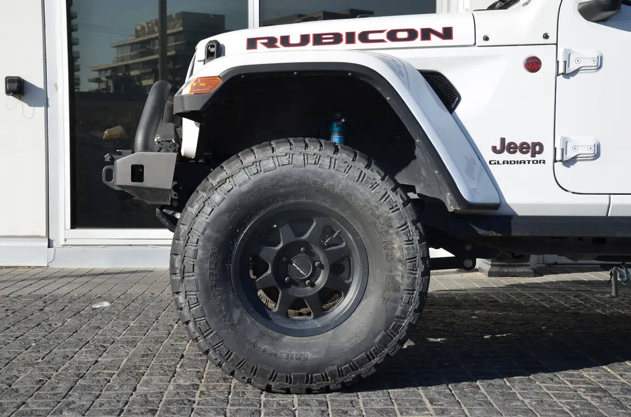 Jeep Gladiator photo Jeep Gladiator