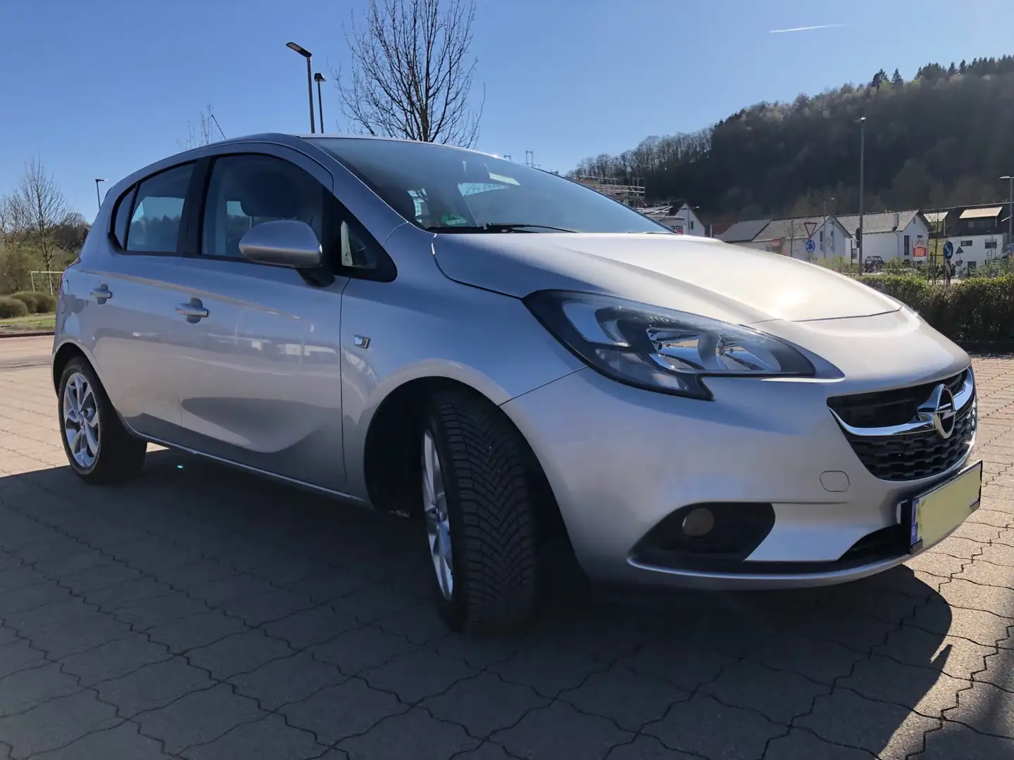 Opel Corsa-e Selection 1,4  Ps 90 Tempomat, Klima Stříbrná - 2