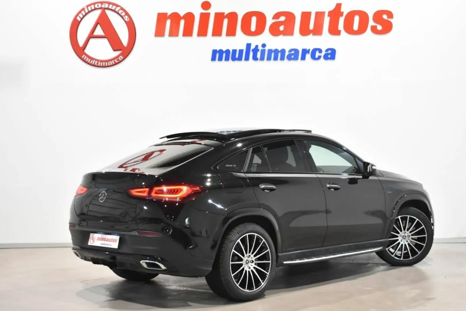 Mercedes-Benz 320 350D CV 4MATIC 9G-TRONIC AMG LINE Schwarz - 2