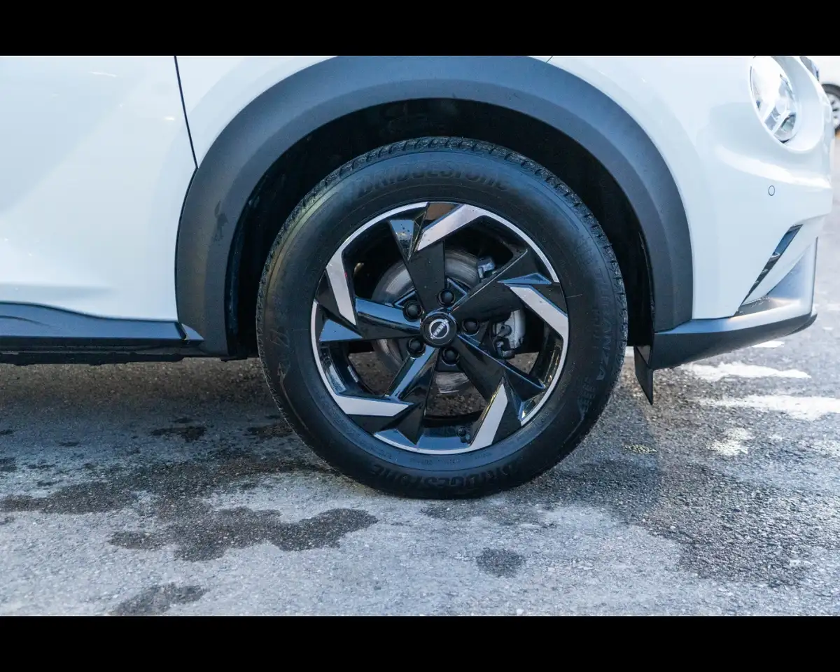 Nissan Juke 1.0 DIG-T N-Connecta 29