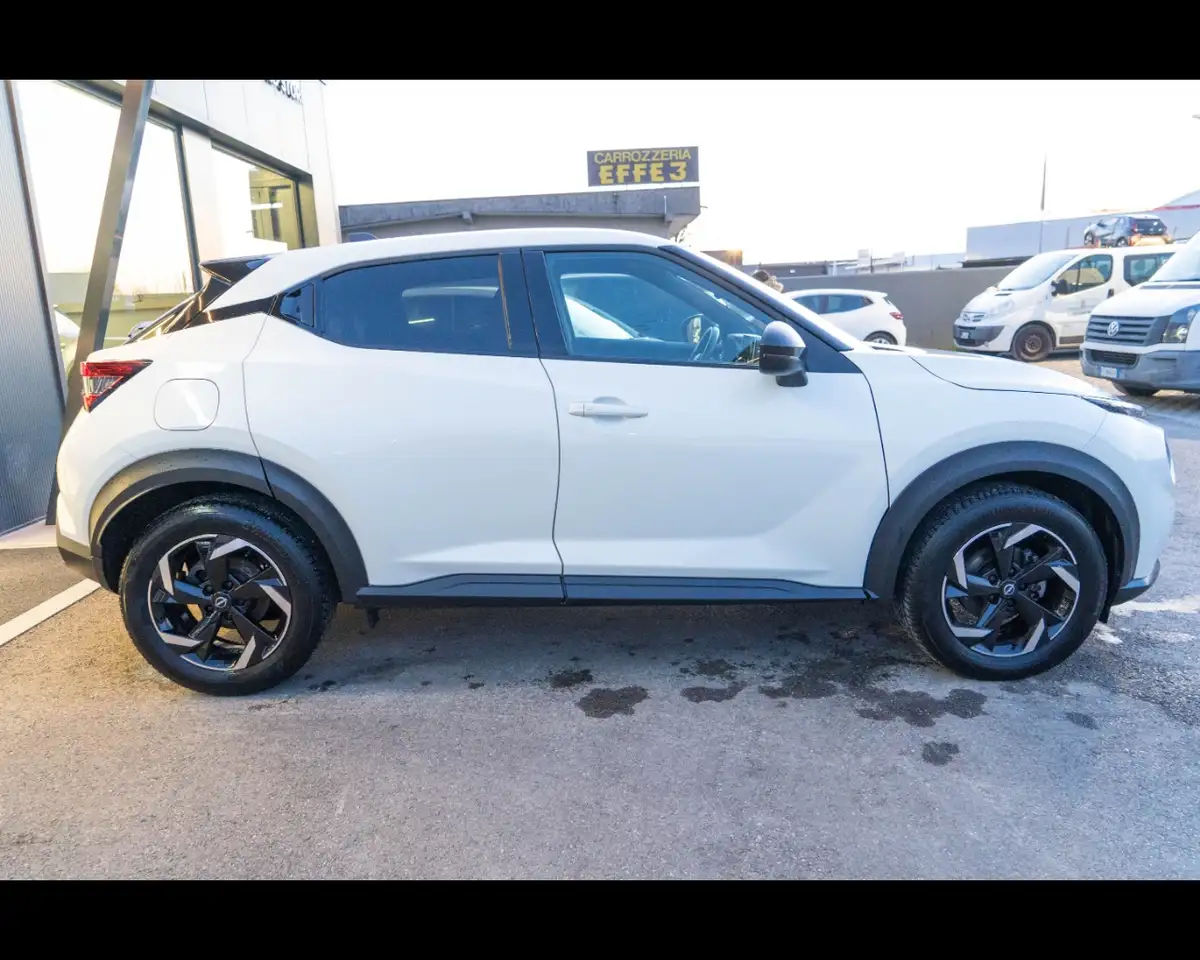 Nissan Juke 1.0 DIG-T N-Connecta 6
