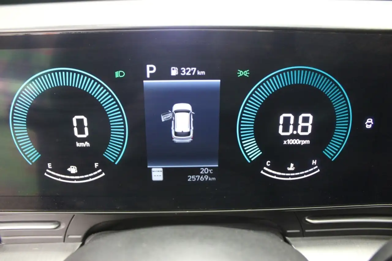 Hyundai KONA снимка Hyundai KONA